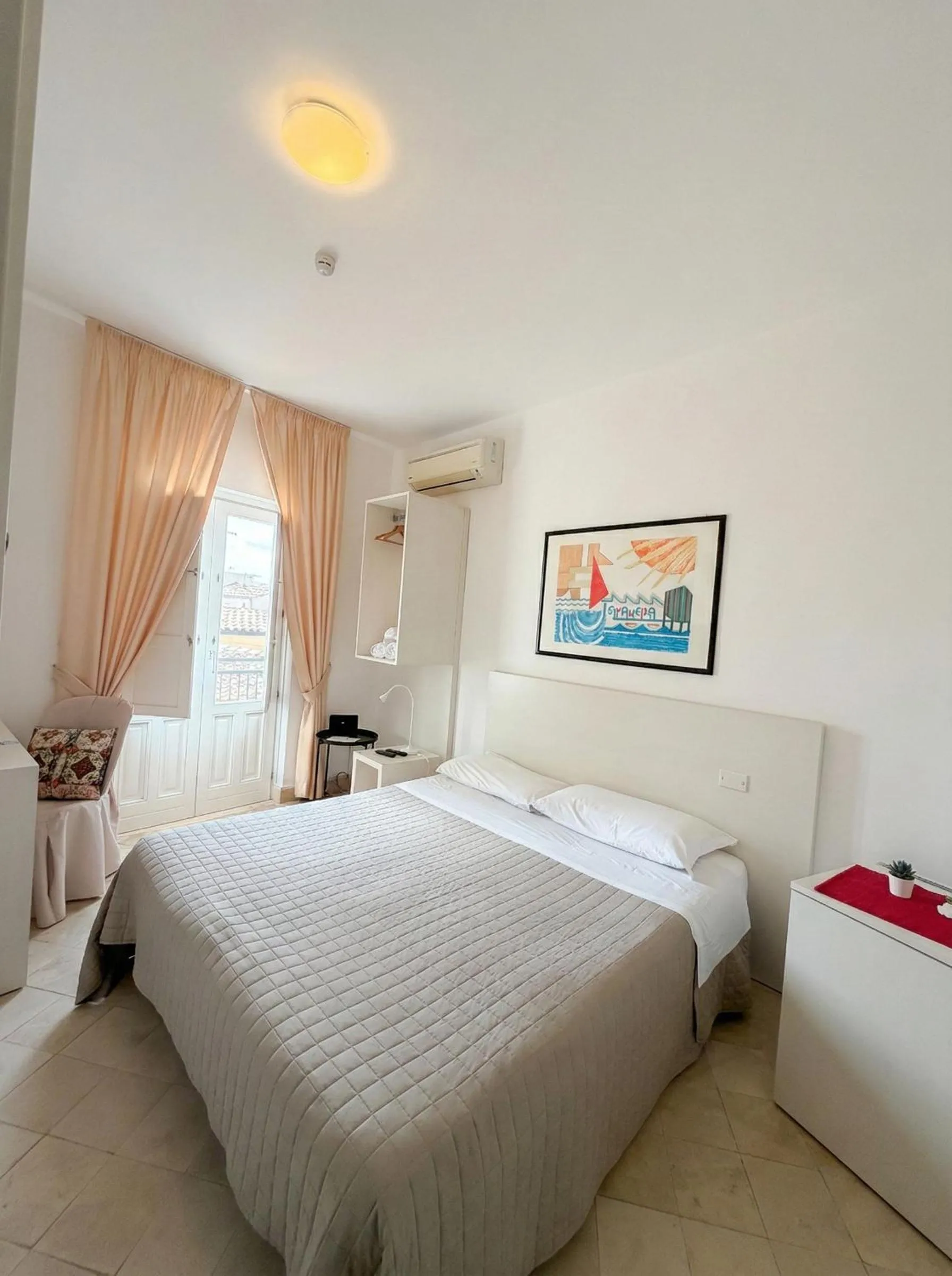 Bed in Ortigia Mastrarua rooms