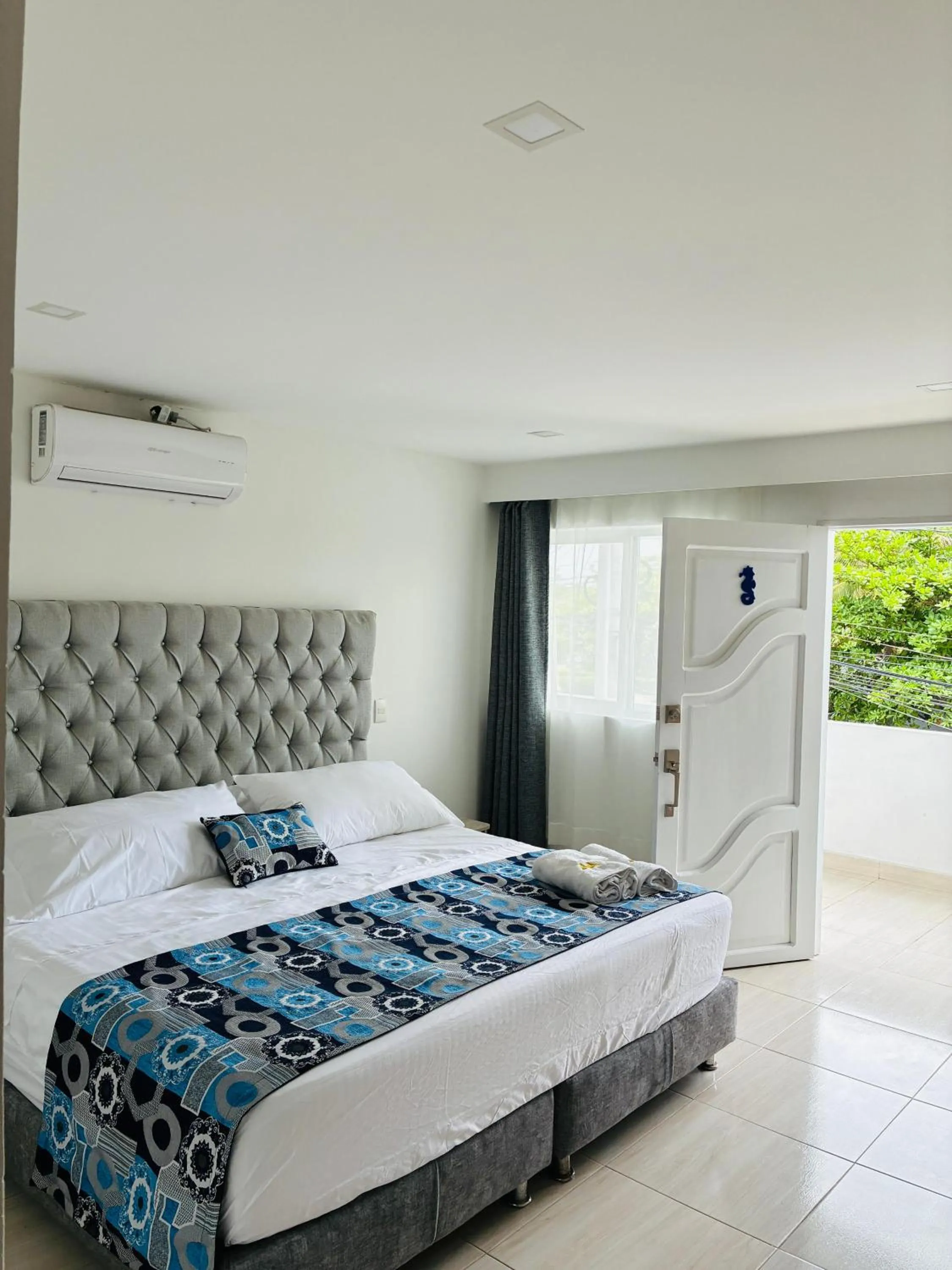 Bed in Mar de Indias House