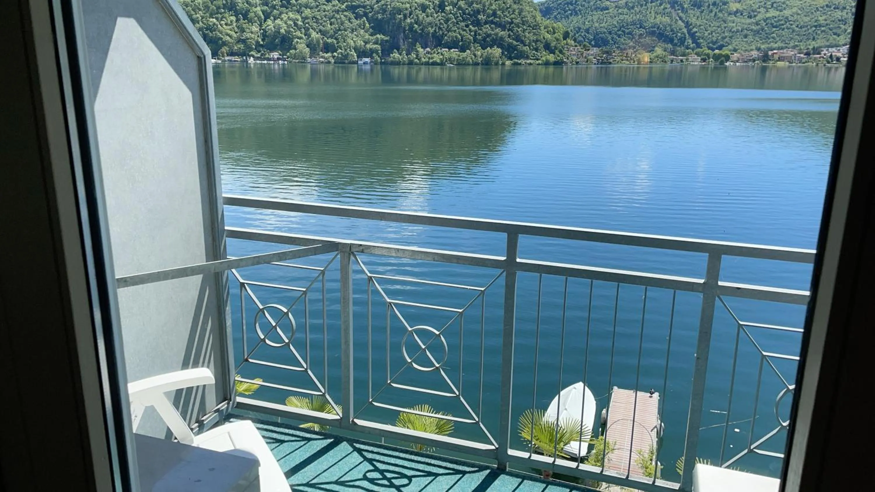 Balcony/Terrace in Tresa Bay Hotel