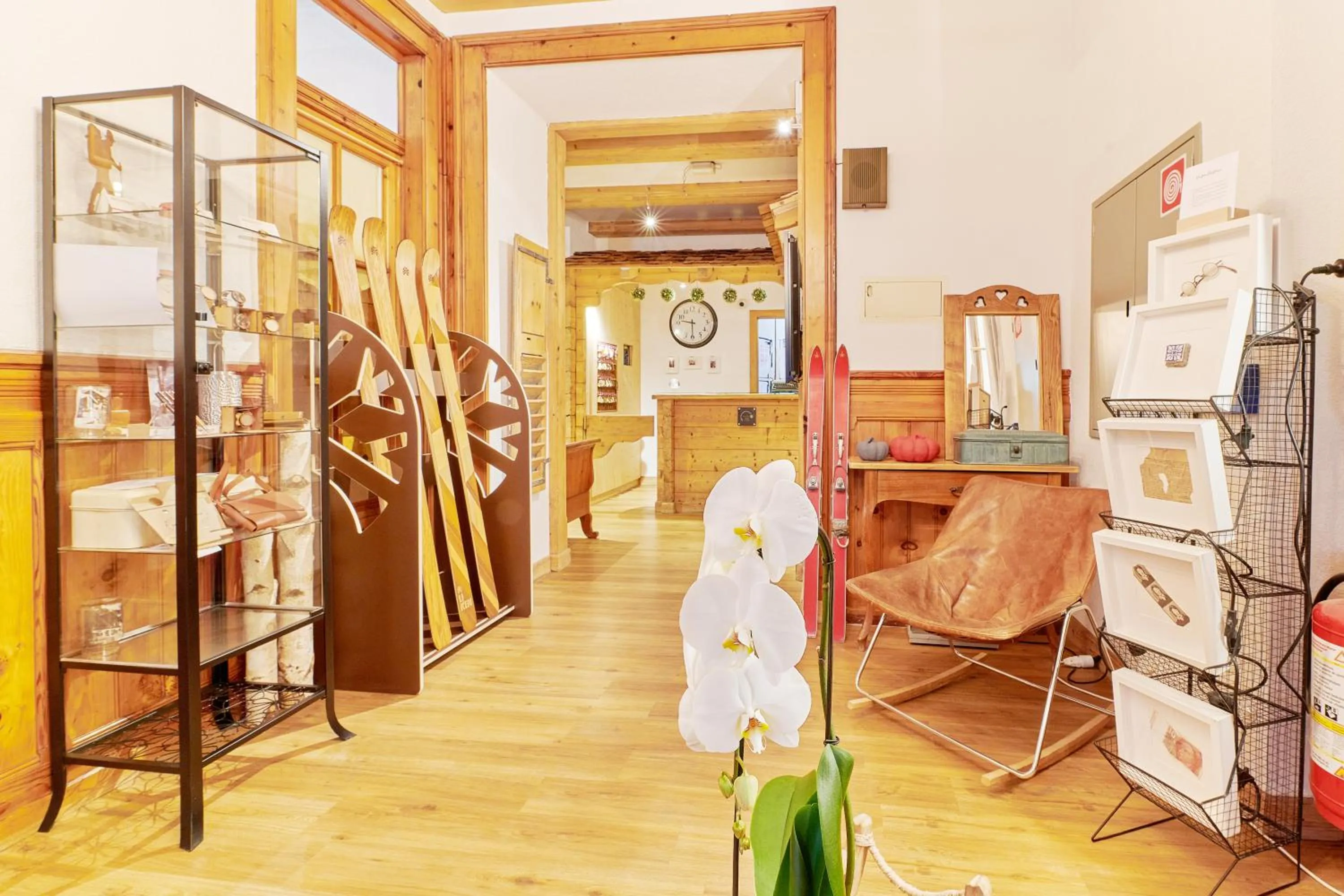 Lobby or reception in Boutique Hotel Beau-Séjour & Spa Superior