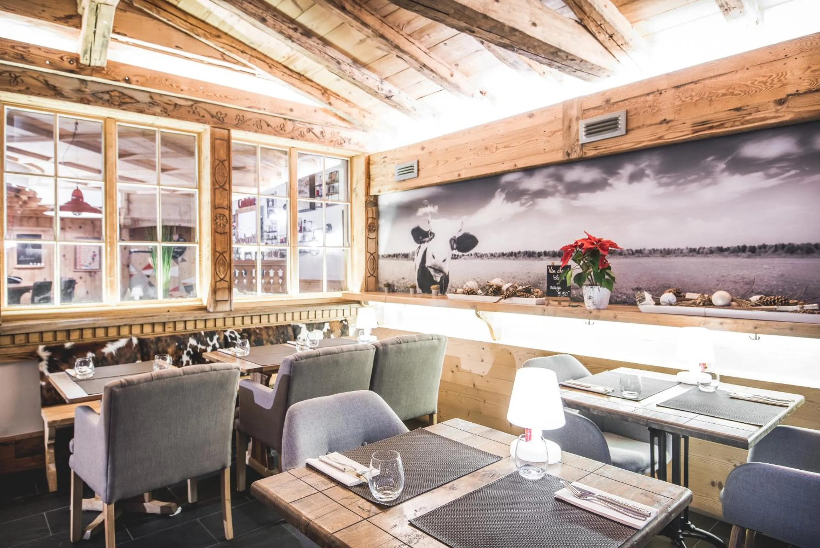 Restaurant/places to eat in Boutique Hotel Beau-Séjour & Spa Superior