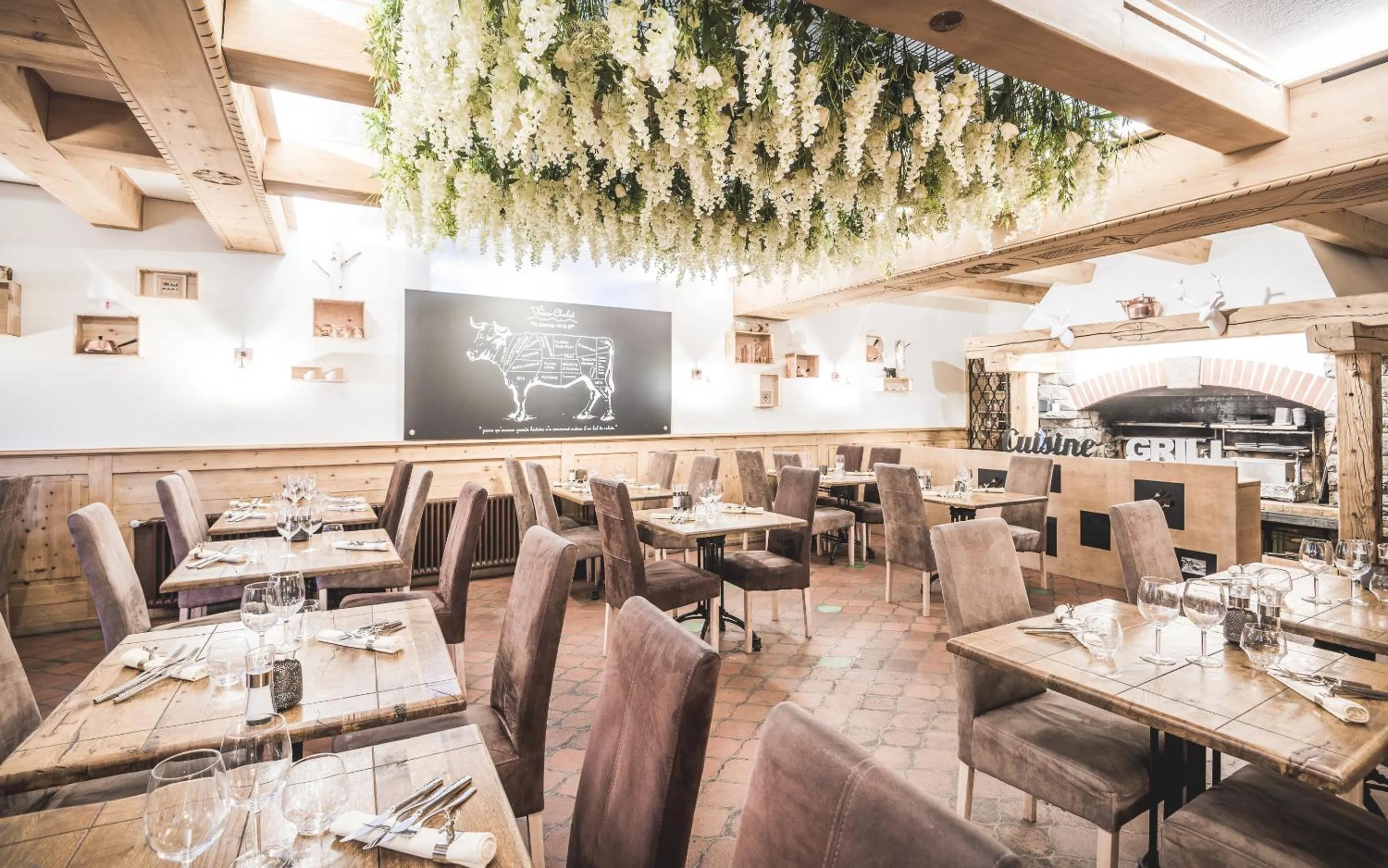 Restaurant/places to eat in Boutique Hotel Beau-Séjour & Spa Superior