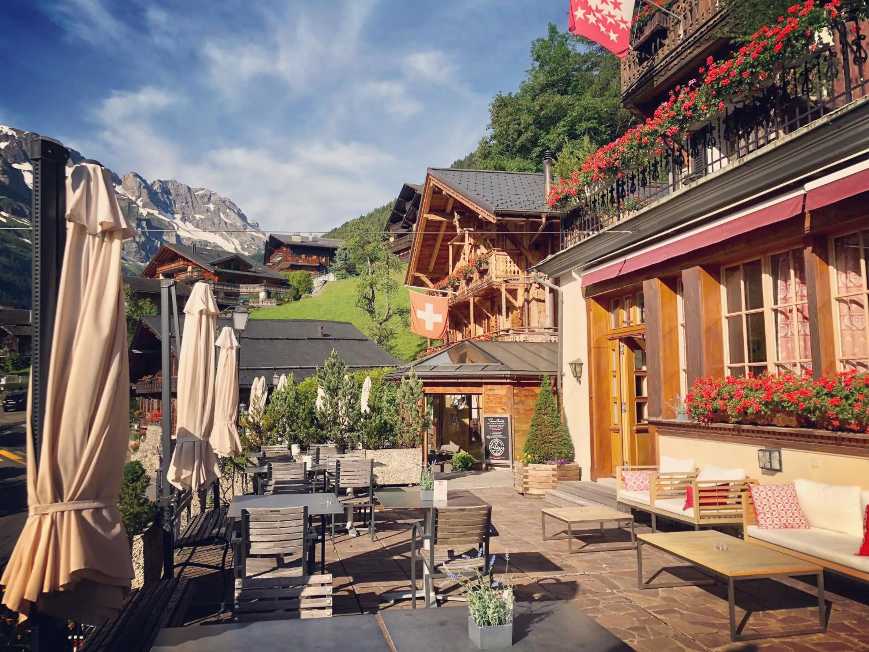 Facade/entrance in Boutique Hotel Beau-Séjour & Spa Superior