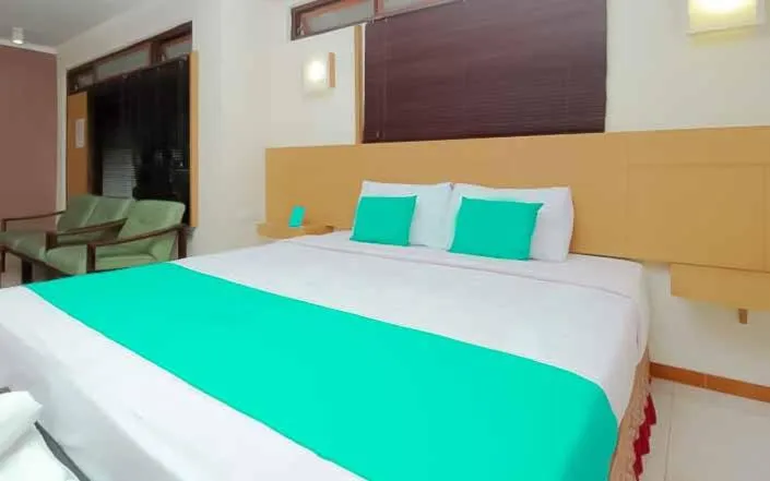 Bedroom, Bed in Hotel Lestari Near Lippo Plaza Mall Jember