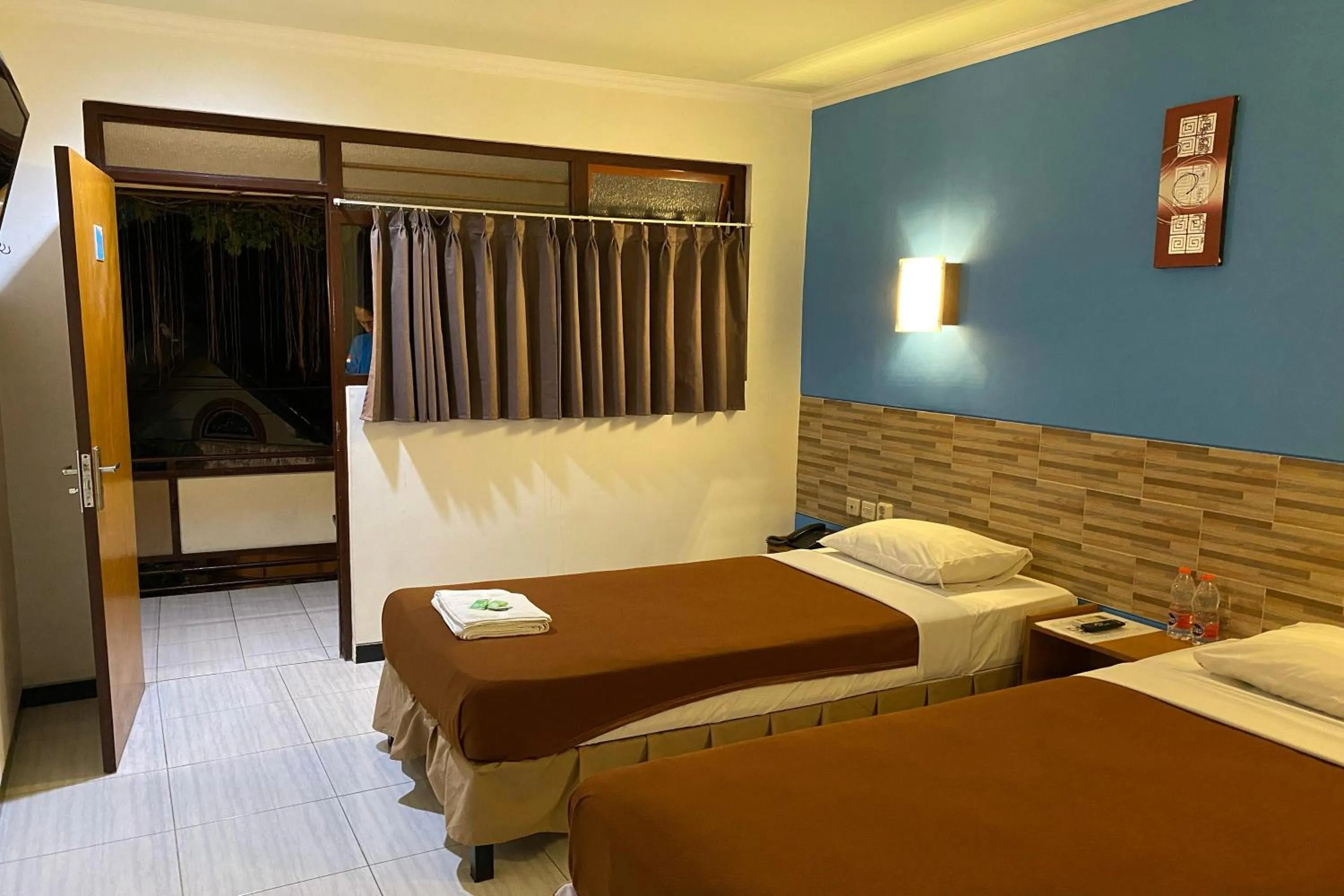 Bedroom, Bed in Hotel Lestari