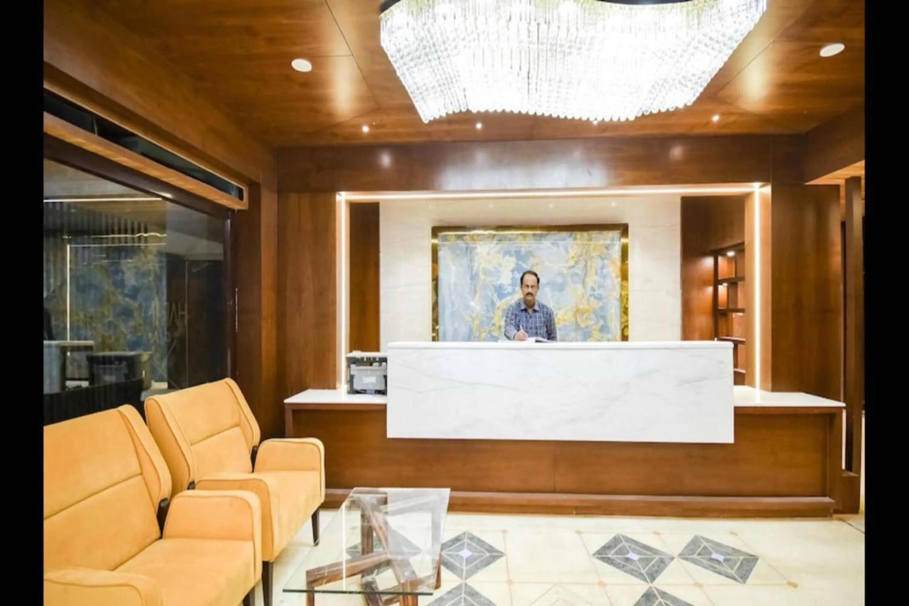 Staff in Hotel Golden - I