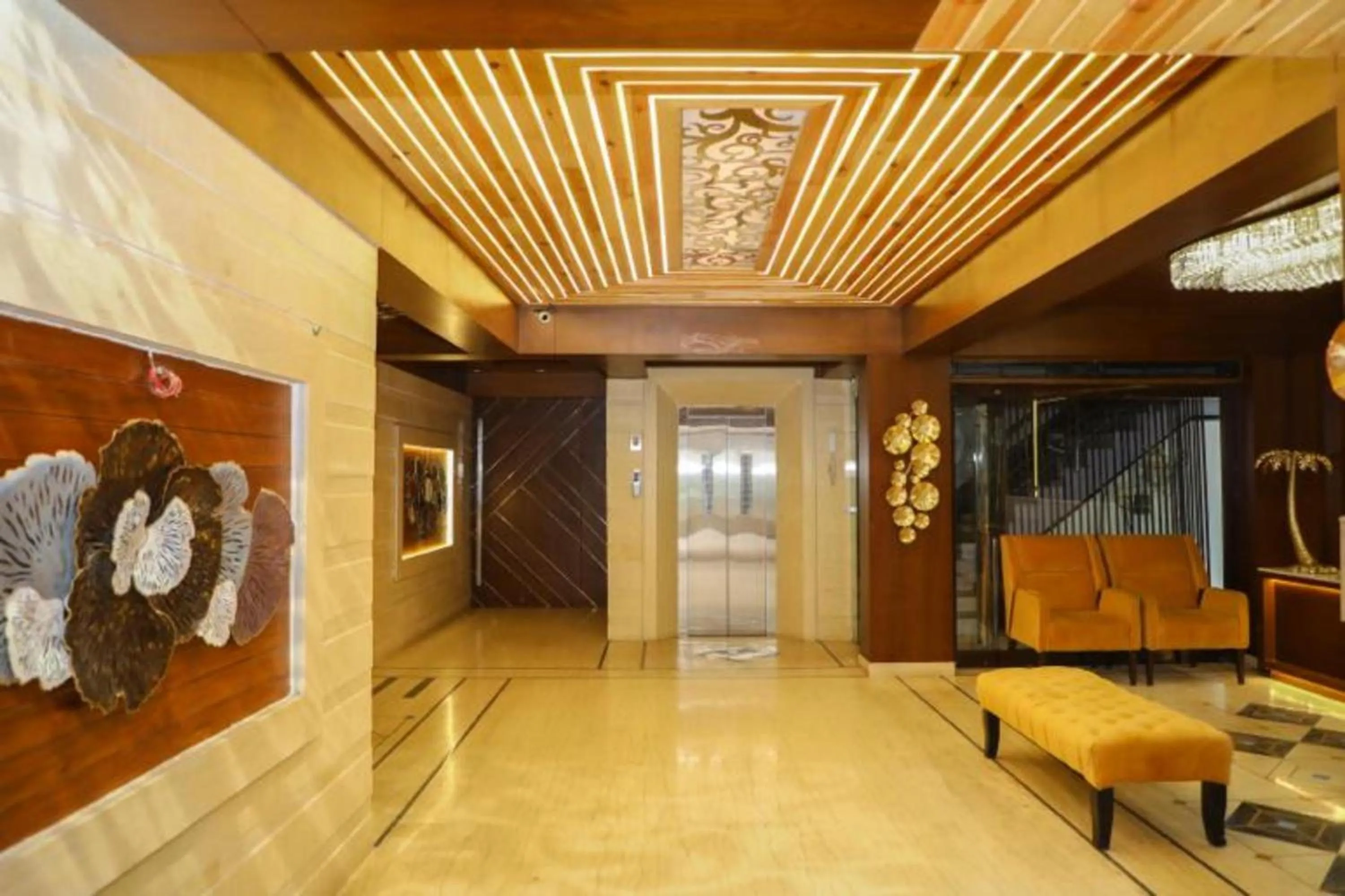 Lobby or reception in Hotel Golden - I