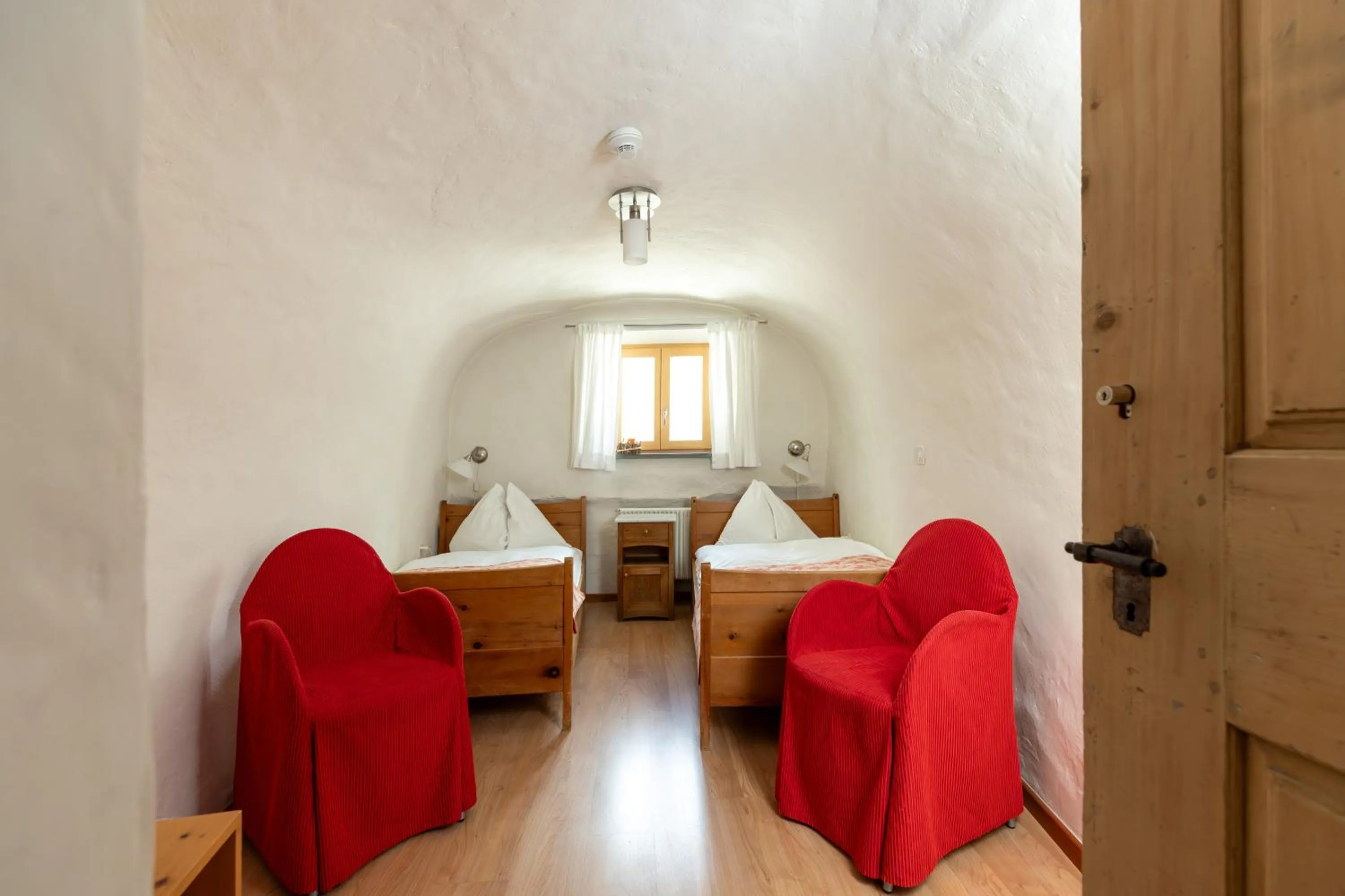 Photo of the whole room in Palazzo Mysanus Samedan