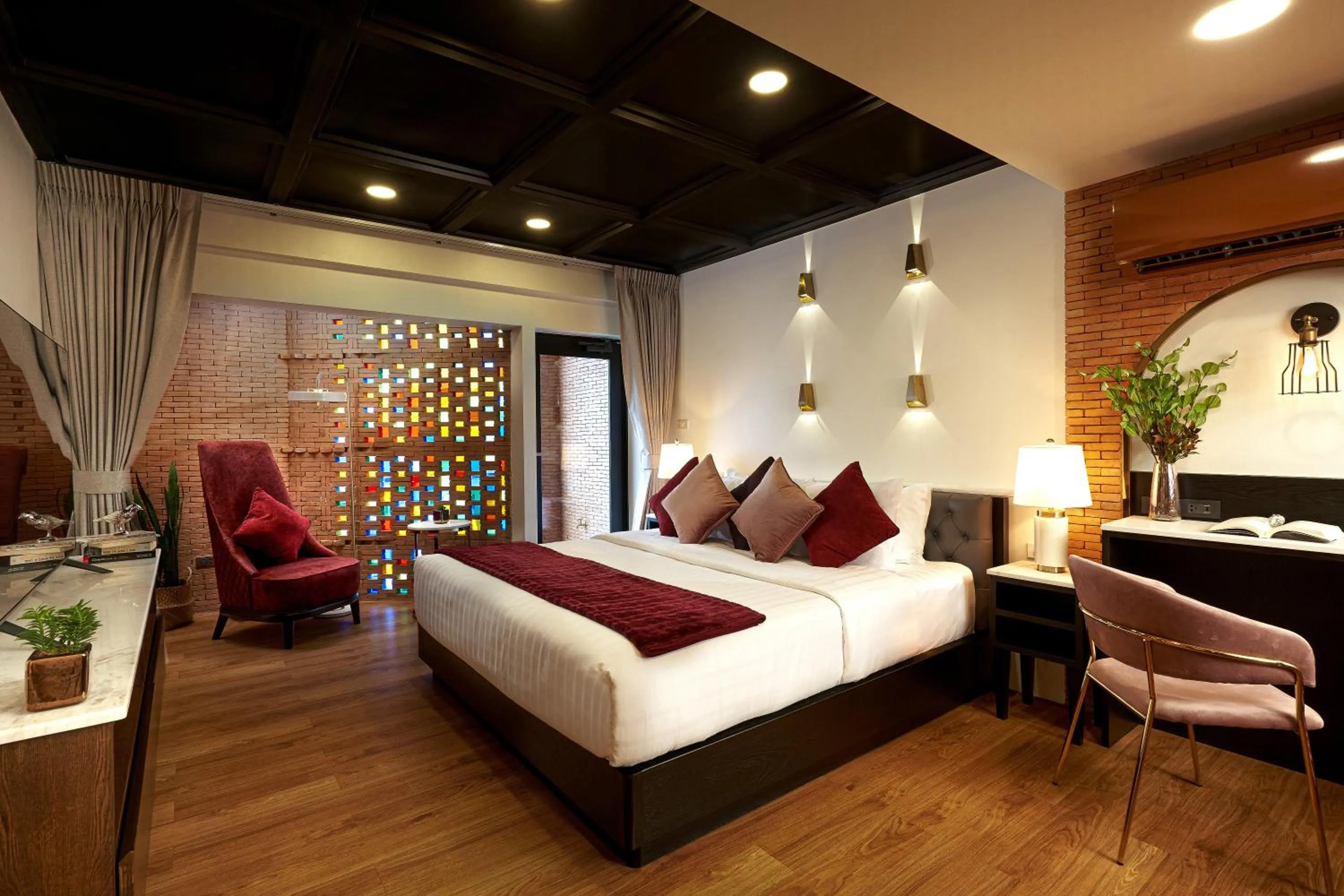 Photo of the whole room, Bed in THE MOMENT CHIANGMAI - Seasonal Design Boutique