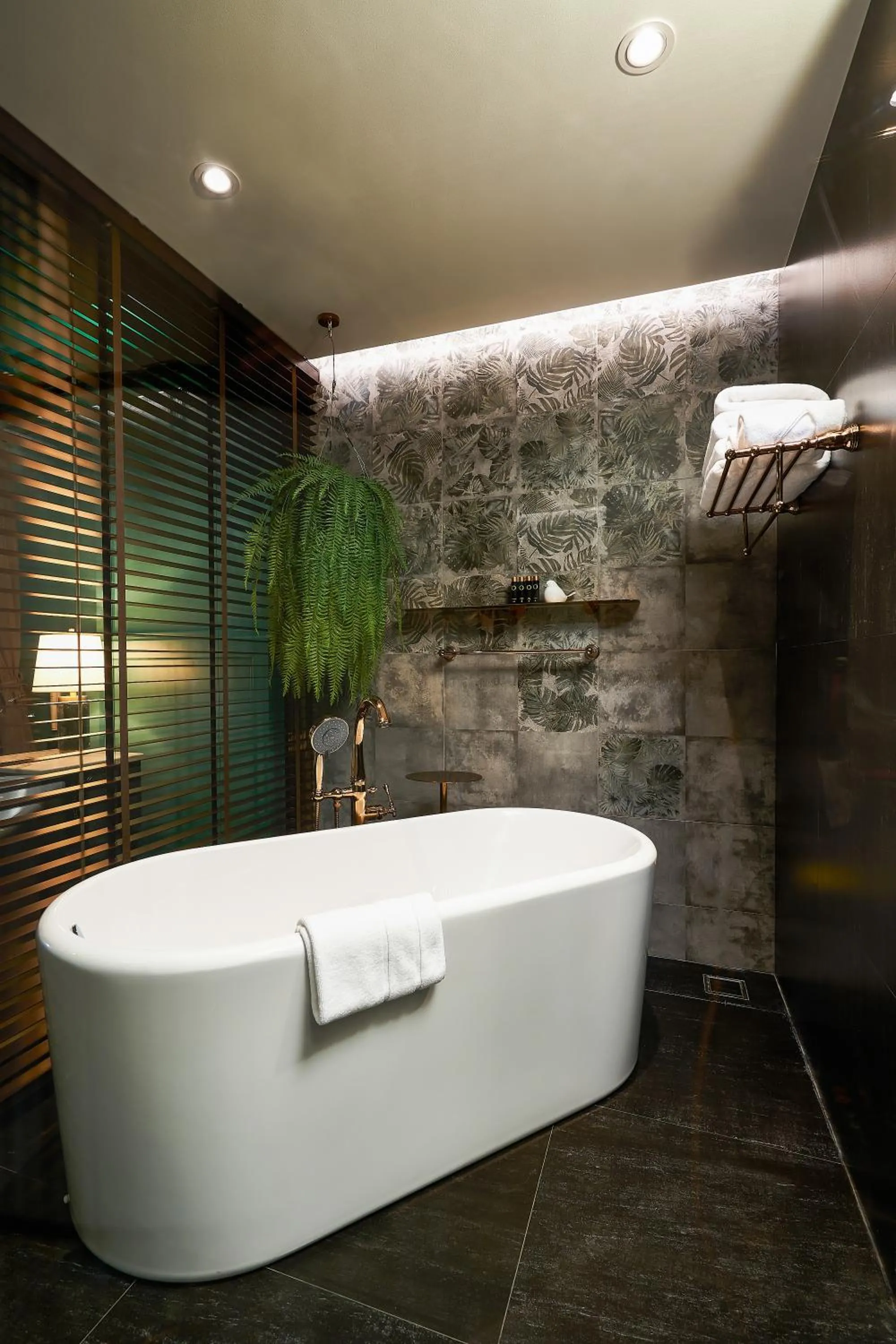 Hot Tub in THE MOMENT CHIANGMAI - Seasonal Design Boutique