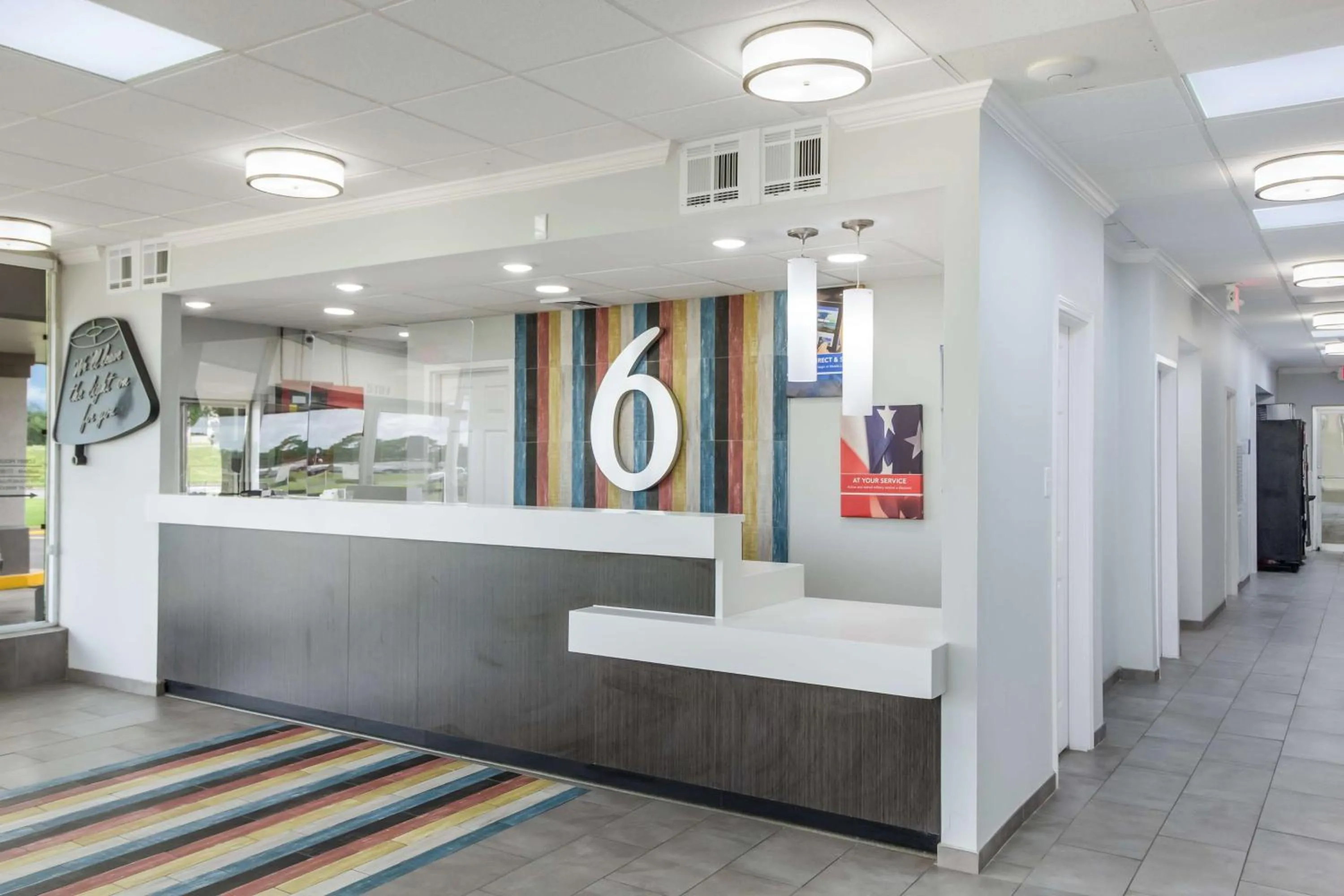 Lobby or reception in Motel 6 Groves, Tx