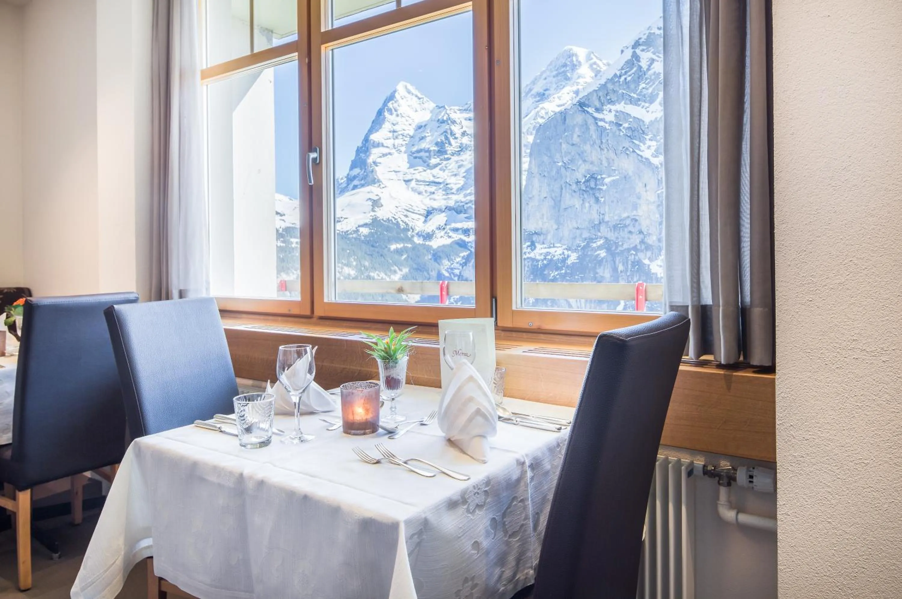 Restaurant/places to eat in Hotel Edelweiss Superior
