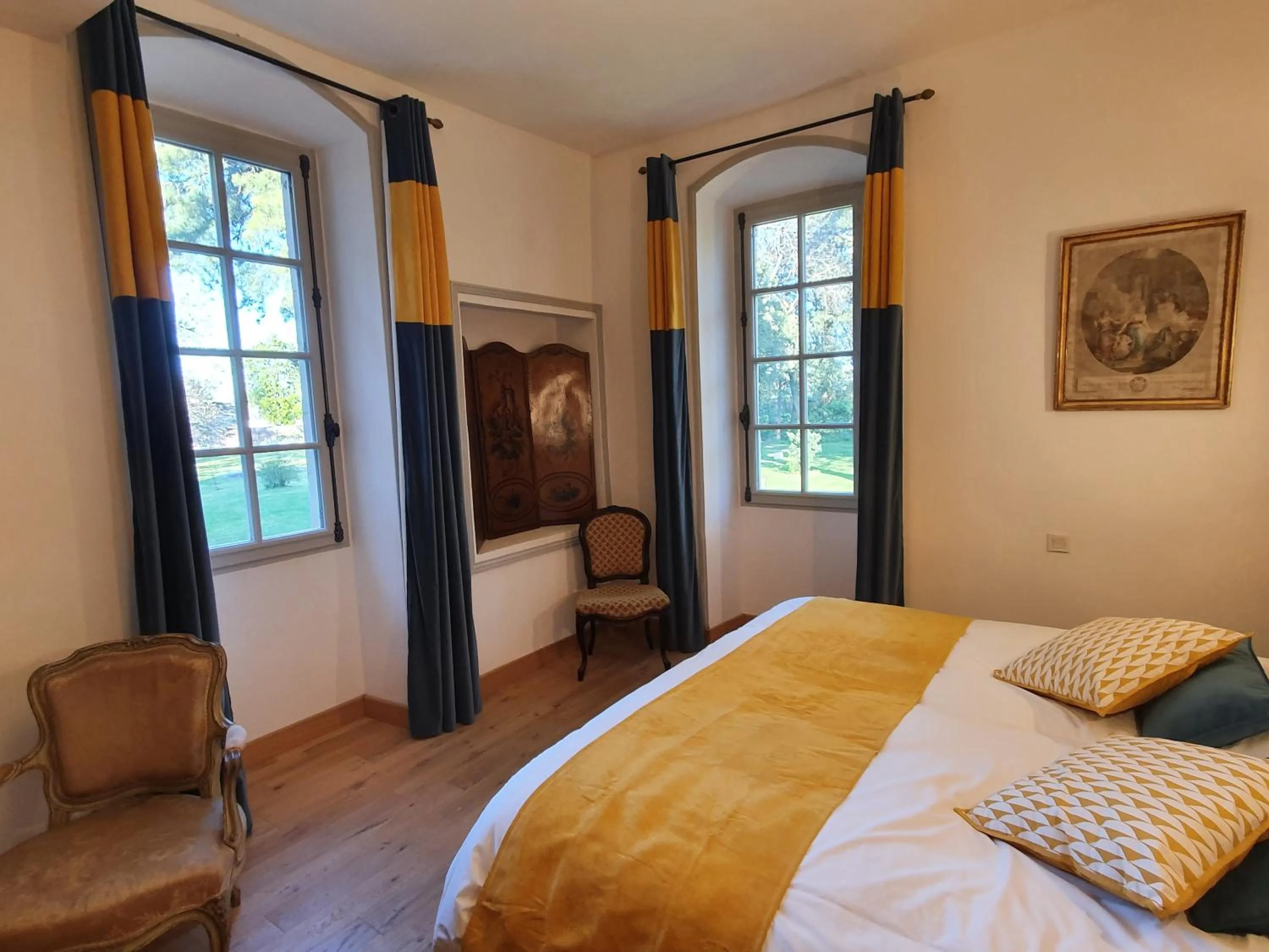 Bed in Manoir du Bellay