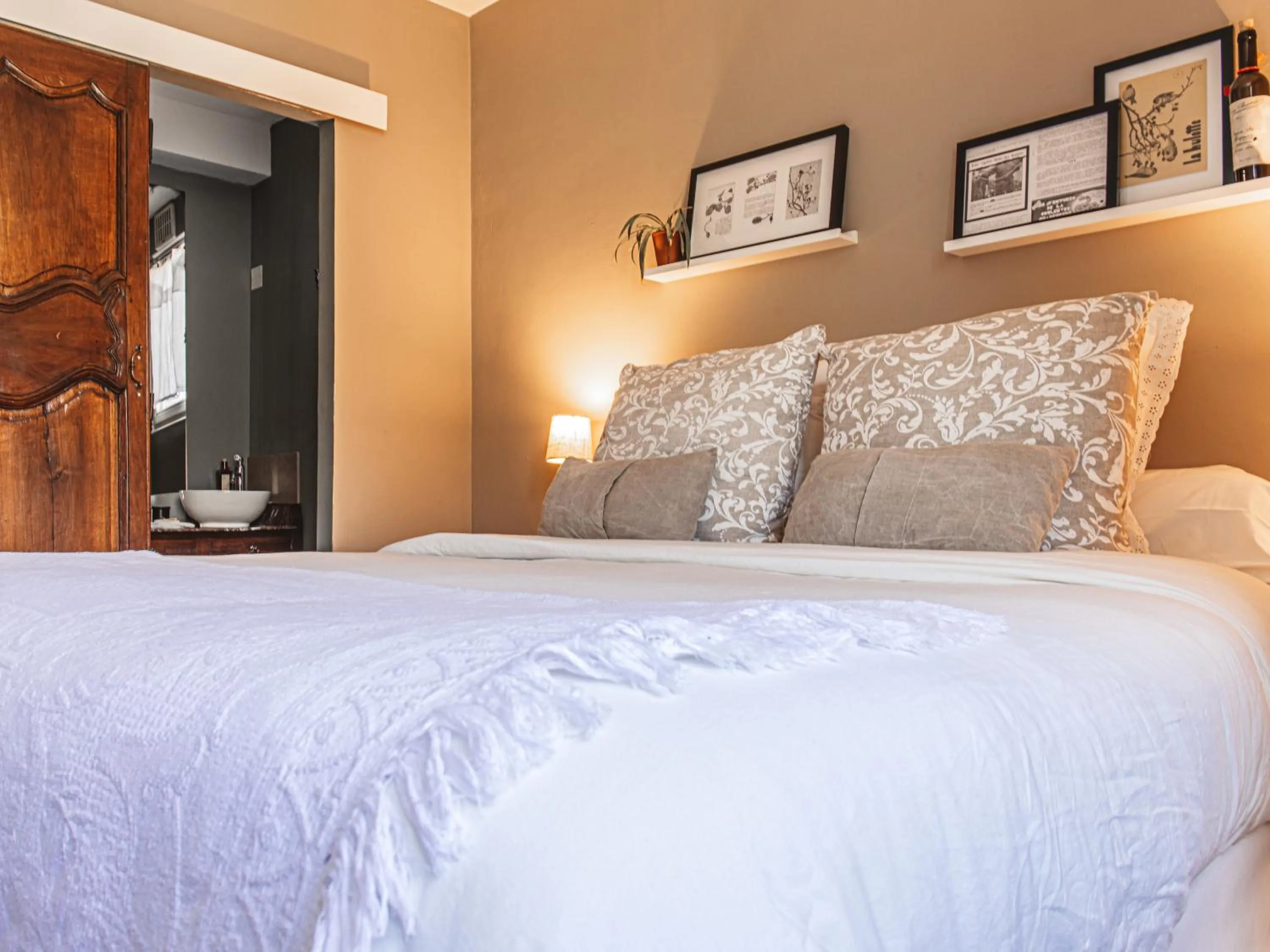 Bed in La Petite Auberge de Virginie