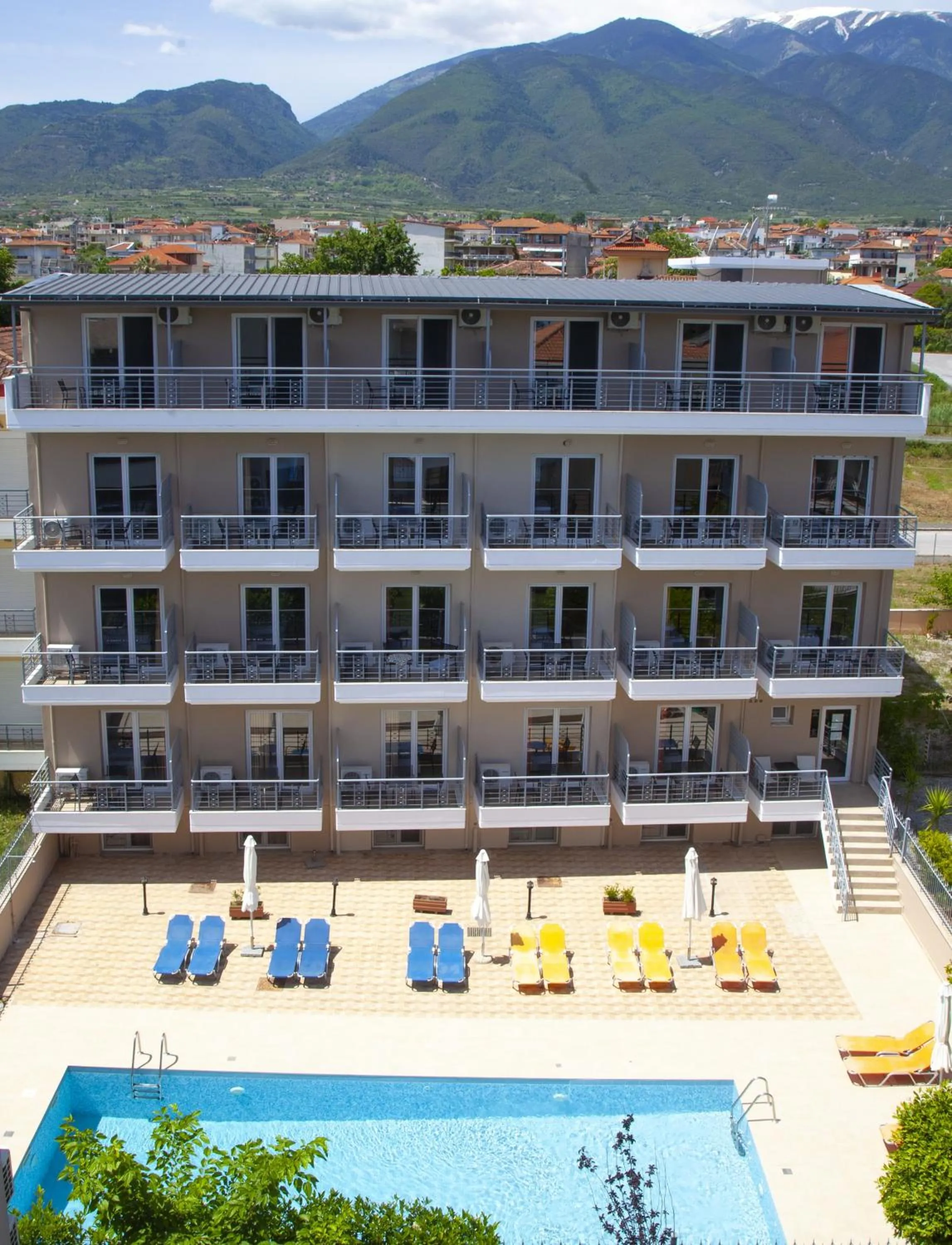 Atrium Hotel