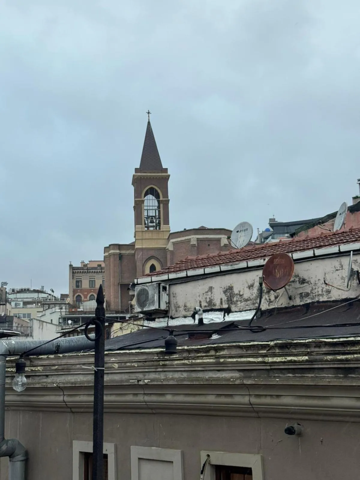 Property building in Reu de Hotel