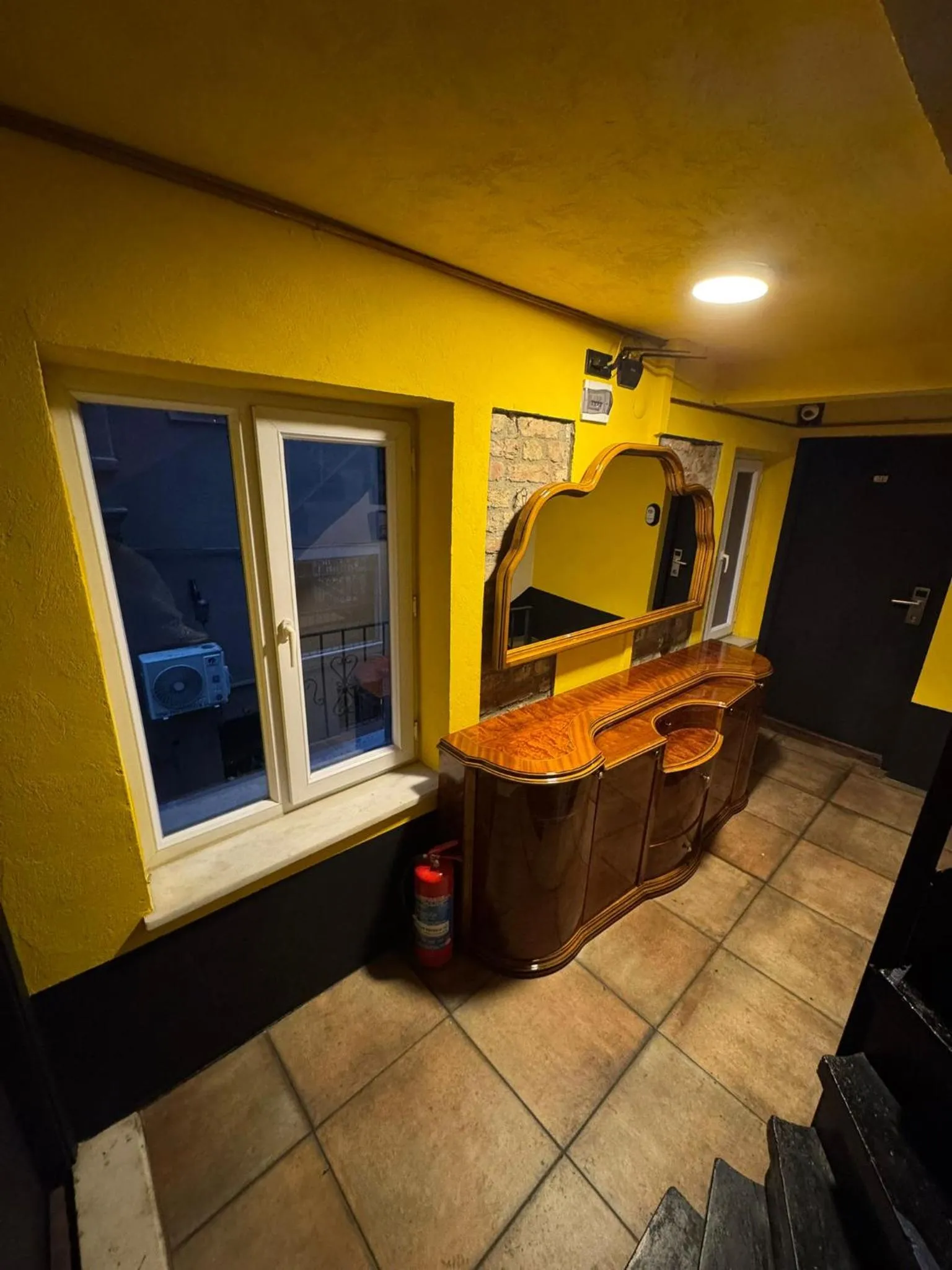 Property building in Reu de Hotel