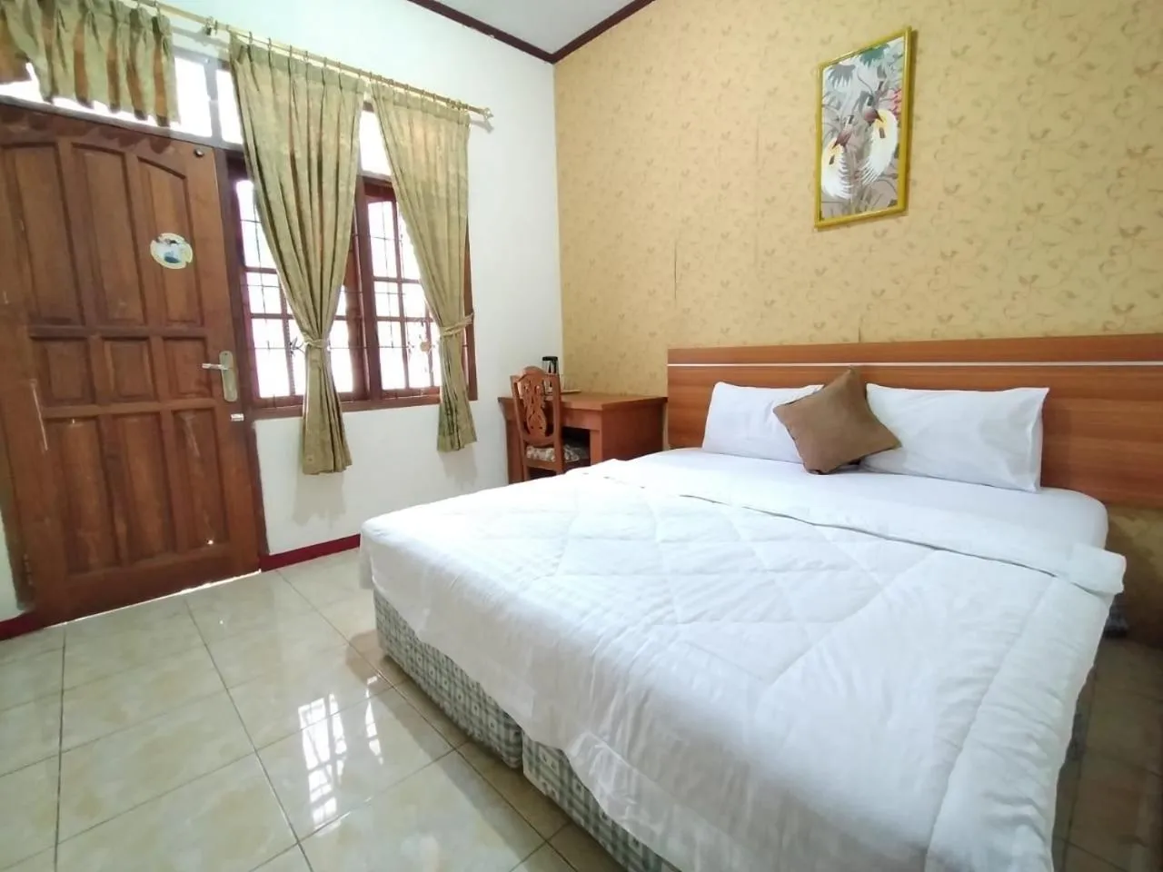 Bed in Grand Mutiara Hotel Puncak