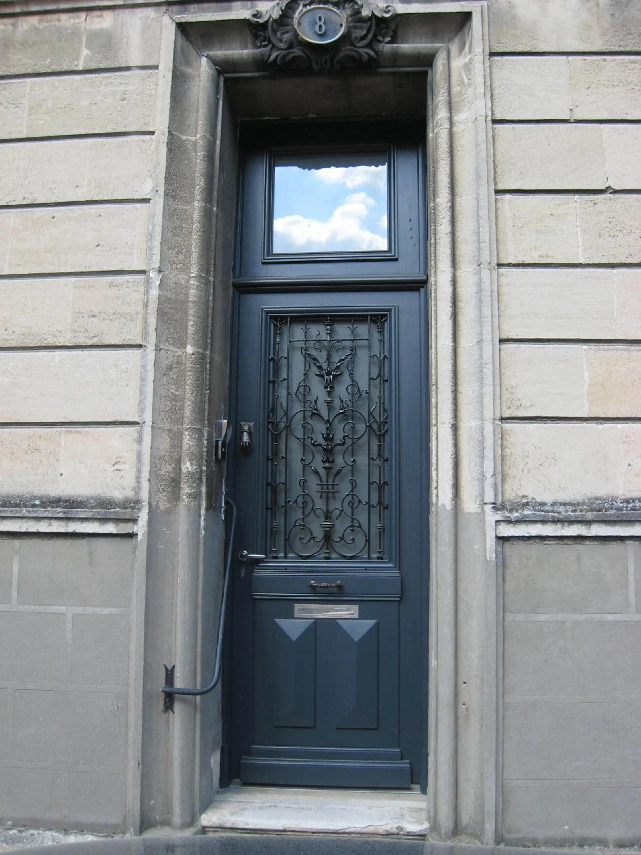 Facade/entrance in La Maison Bastide