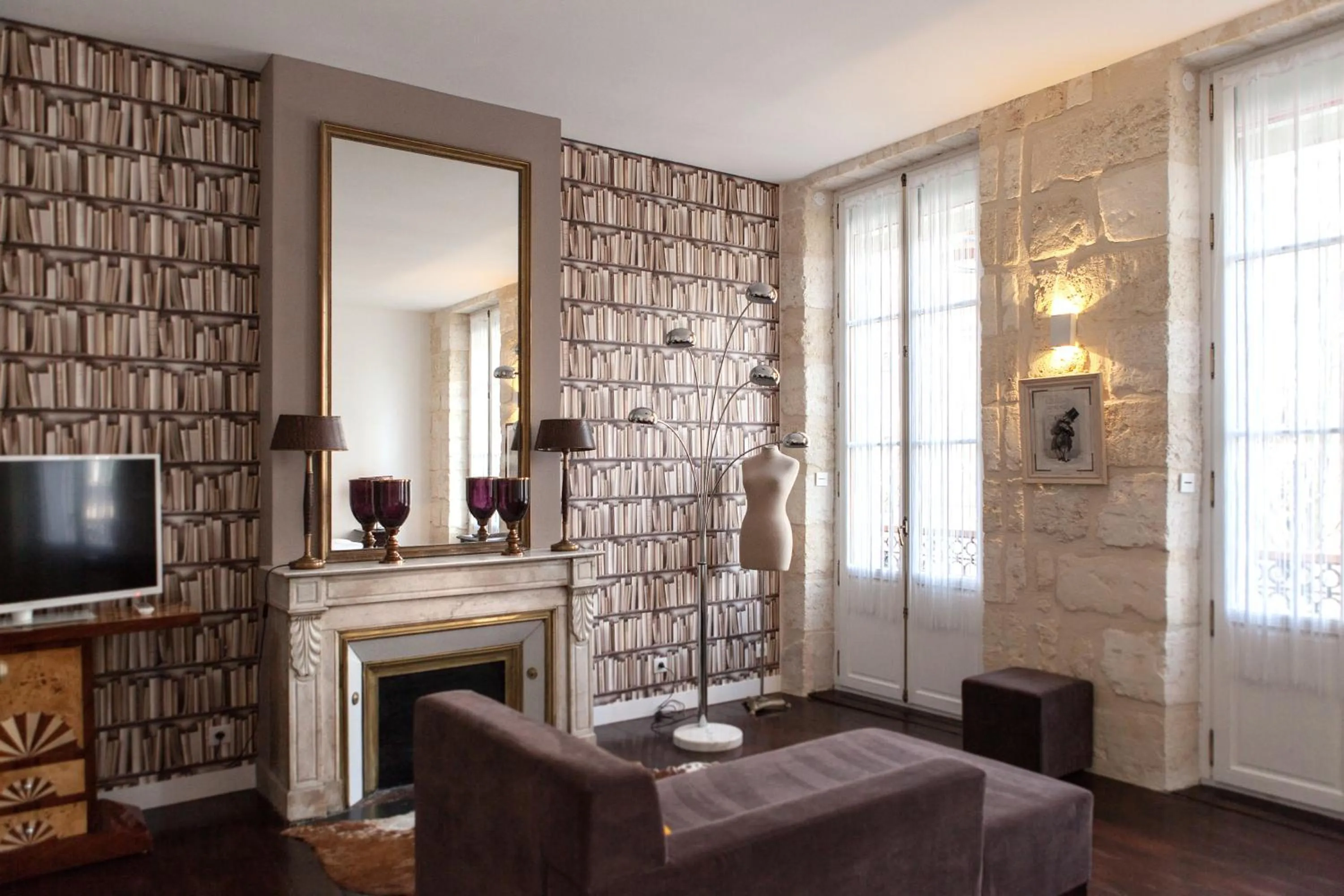 Living room in Une Chambre Chez Dupont