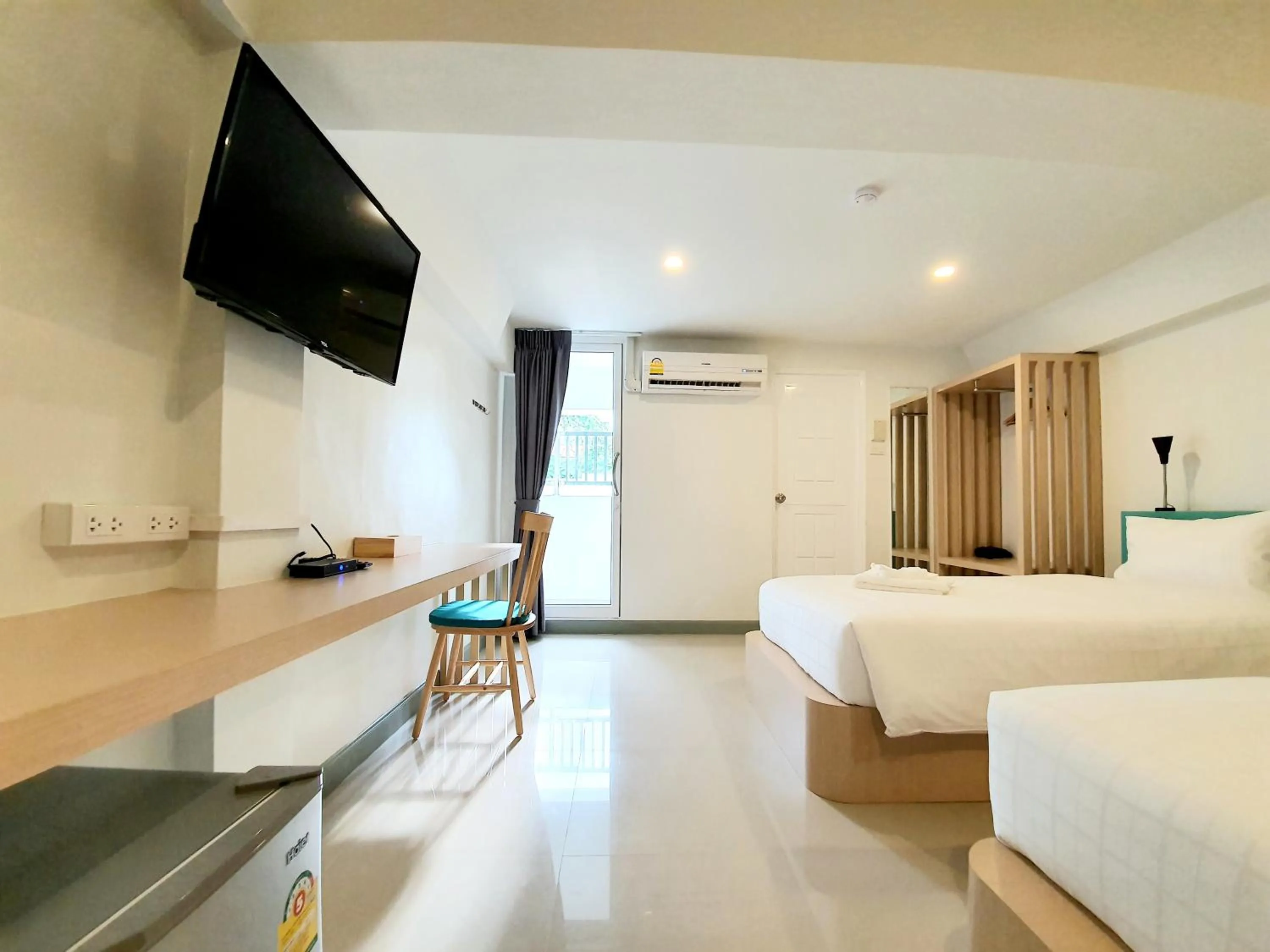 TV and multimedia in Tiny Krabi Hotel