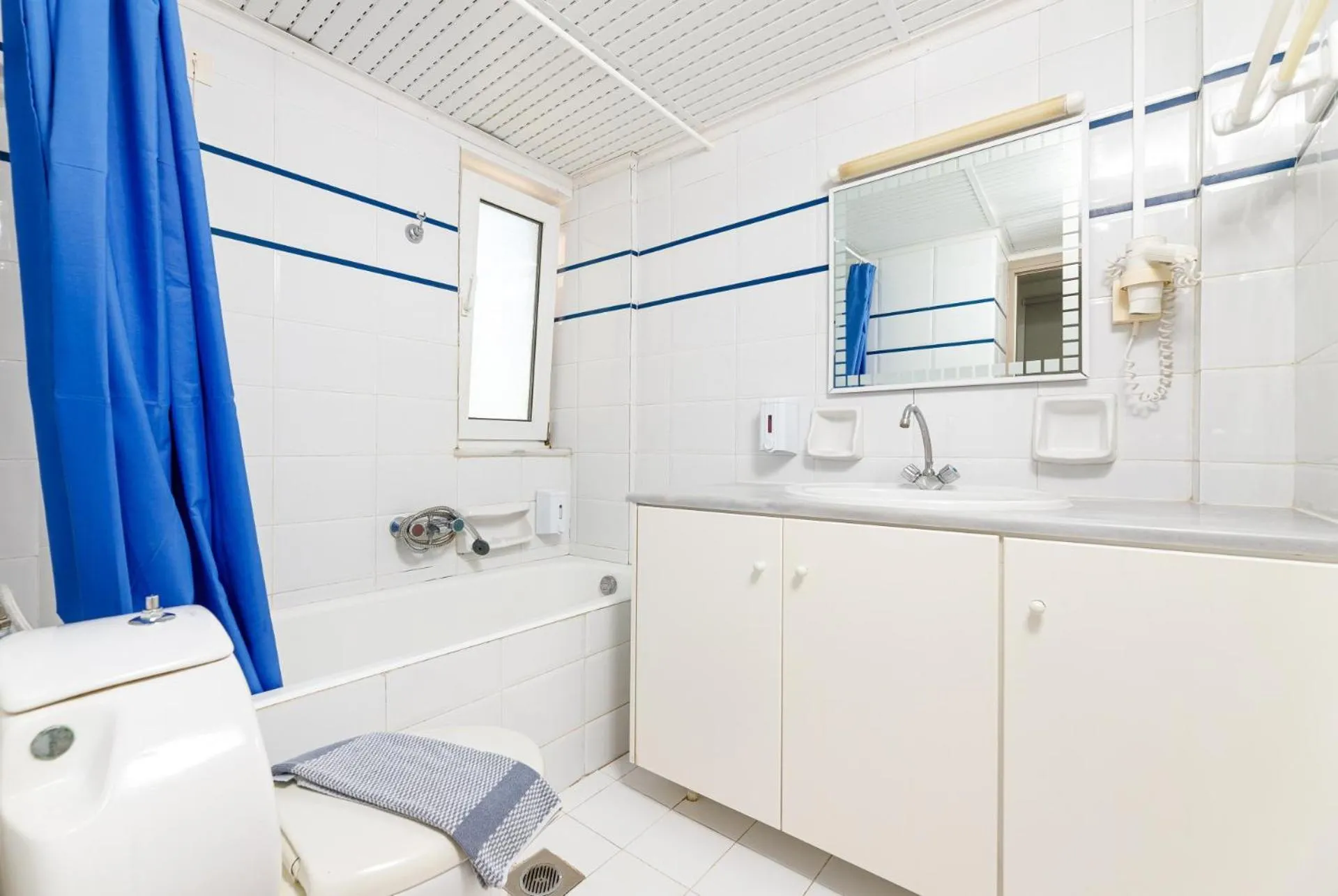 Bathroom in Kostakis Beach