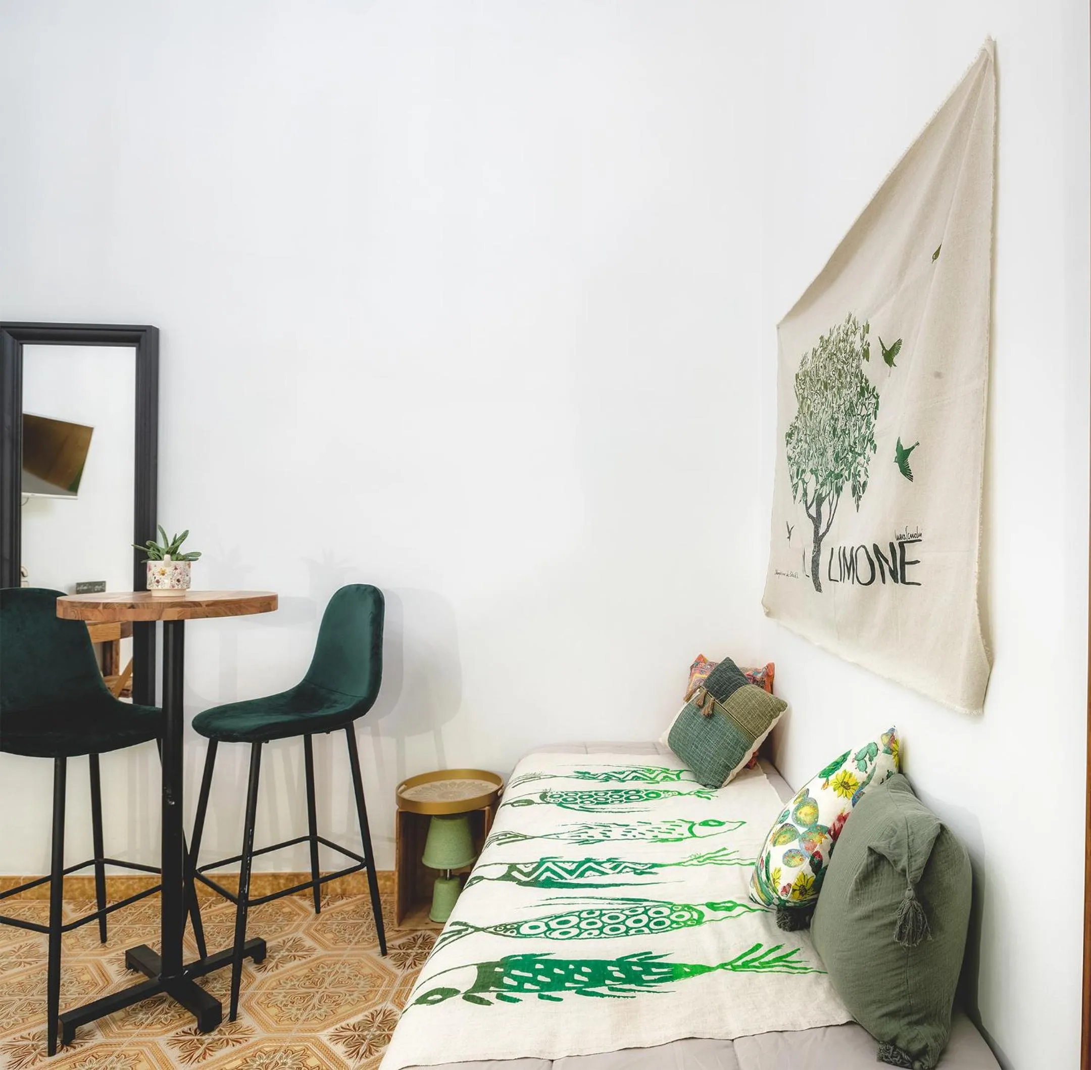 Bedroom, Bed in A Calata