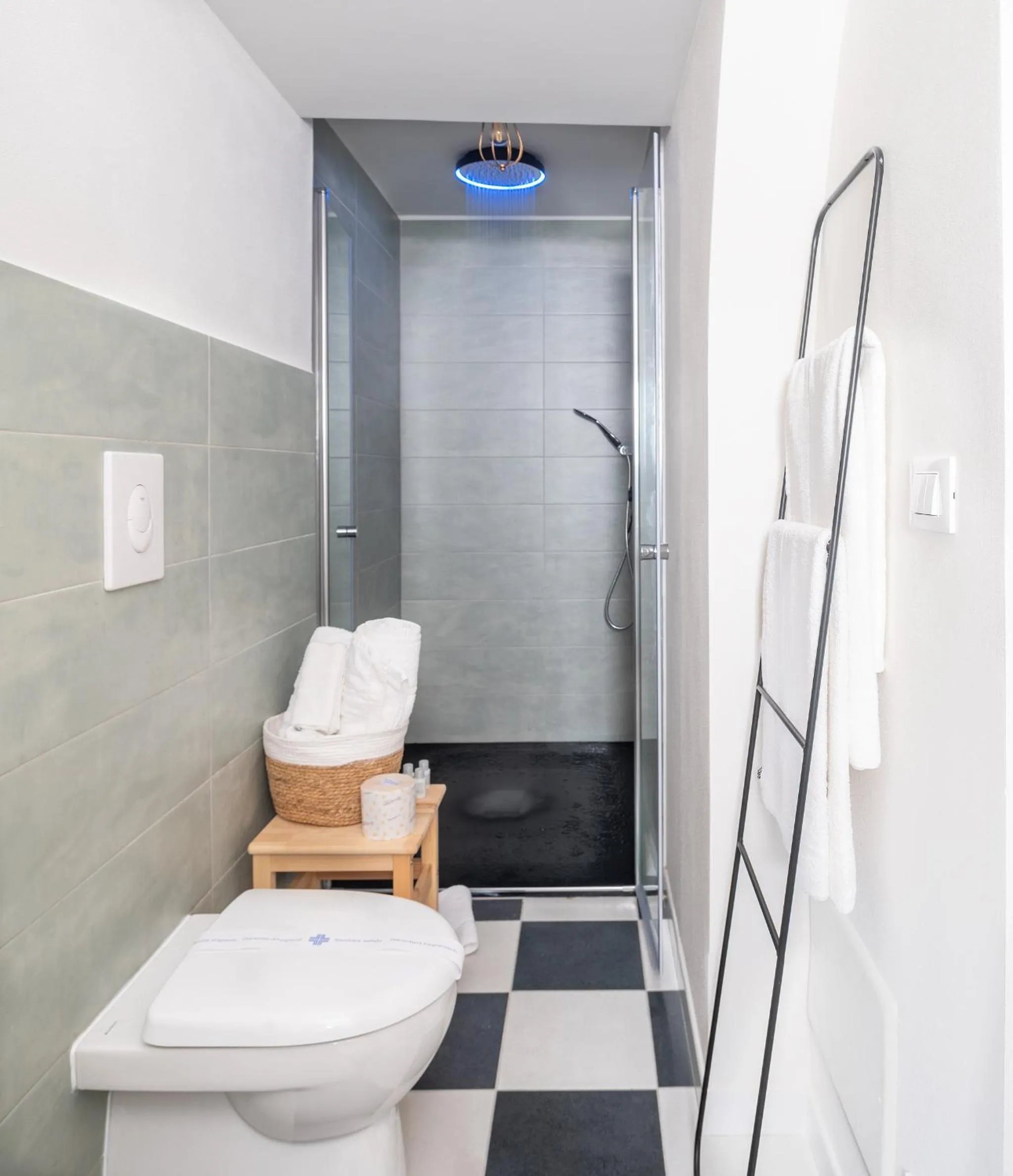 Bathroom in A Calata