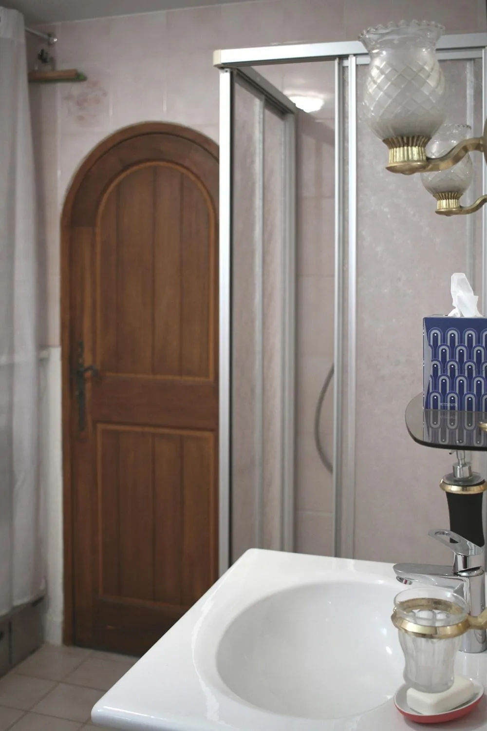 Bathroom in Le clos des artistes - Chambres d'hôtes