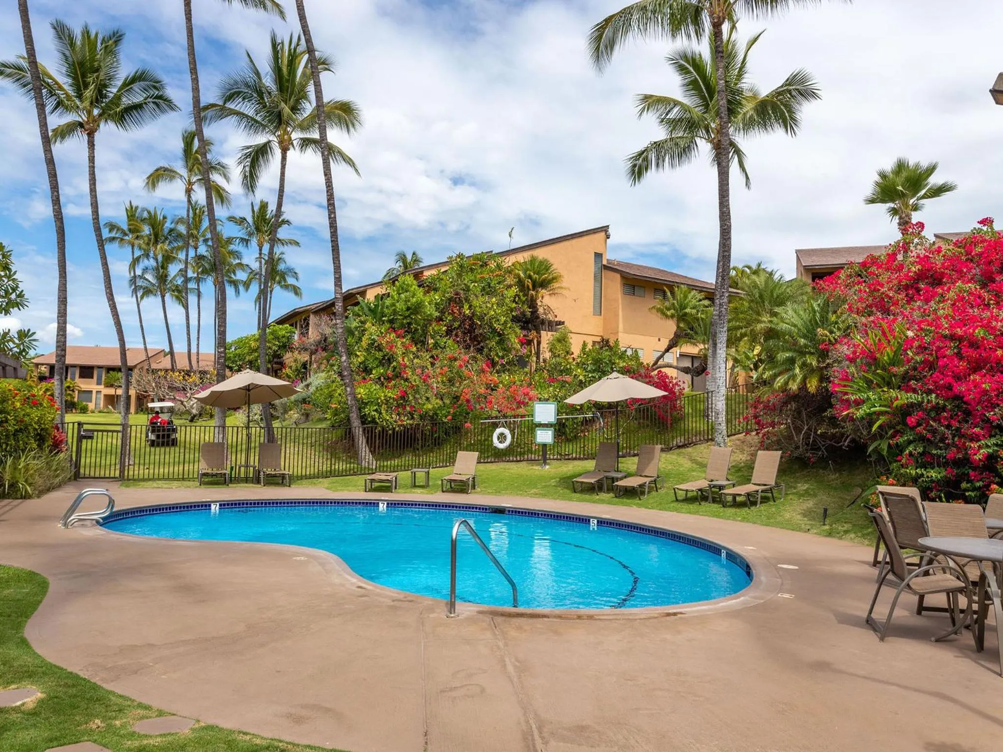 Swimming pool in Wailea Ekahi 52B