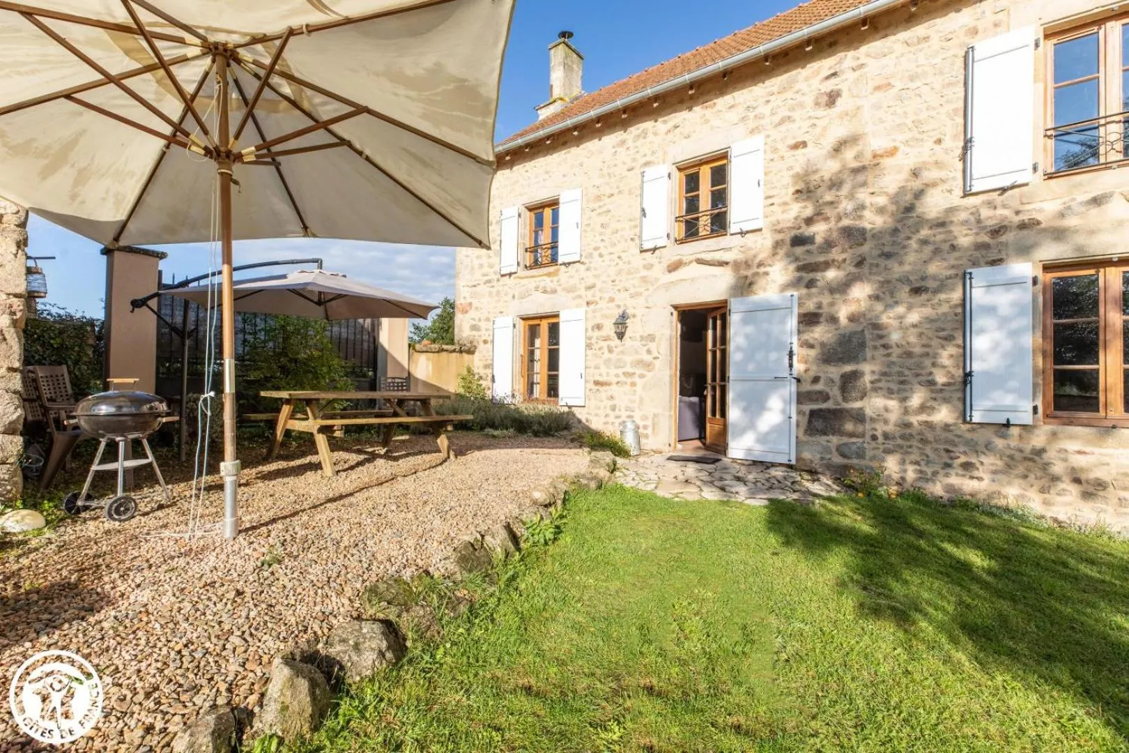 Property building in Aux 2 Puys - Gîte "Le Lemptégy"