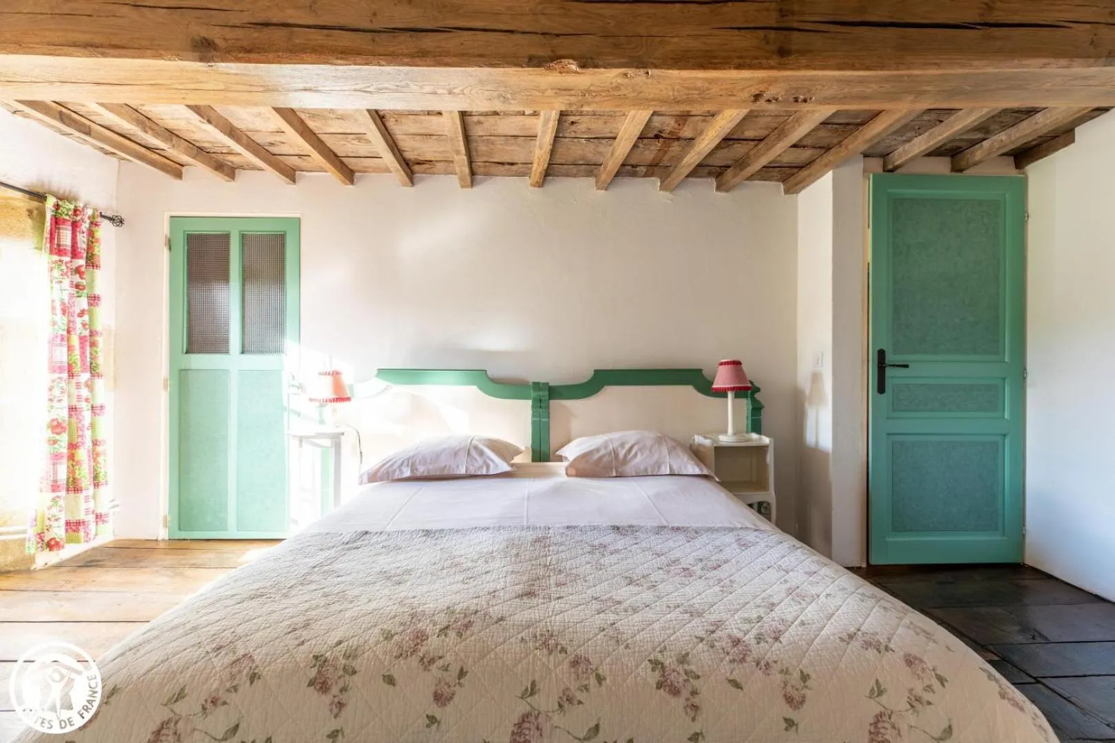 Bed in Aux 2 Puys - Gîte "Le Lemptégy"