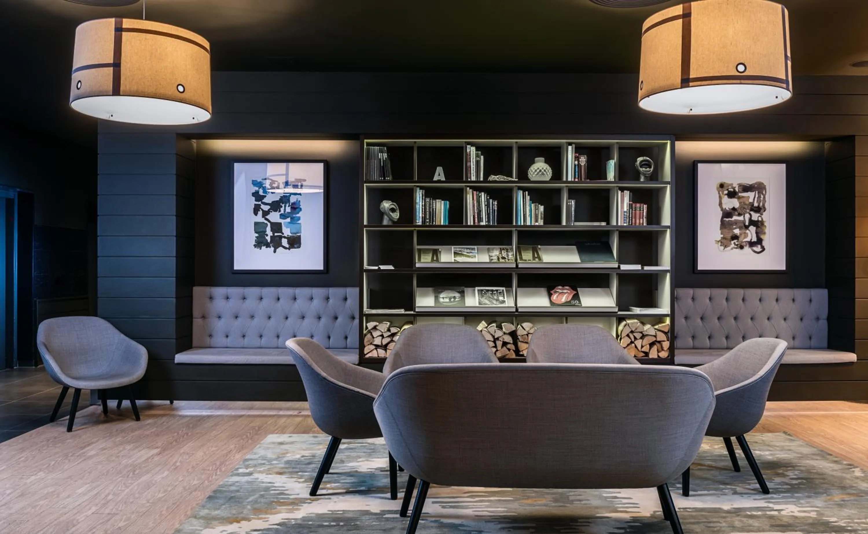 Library in AMERON Luzern Hotel Flora