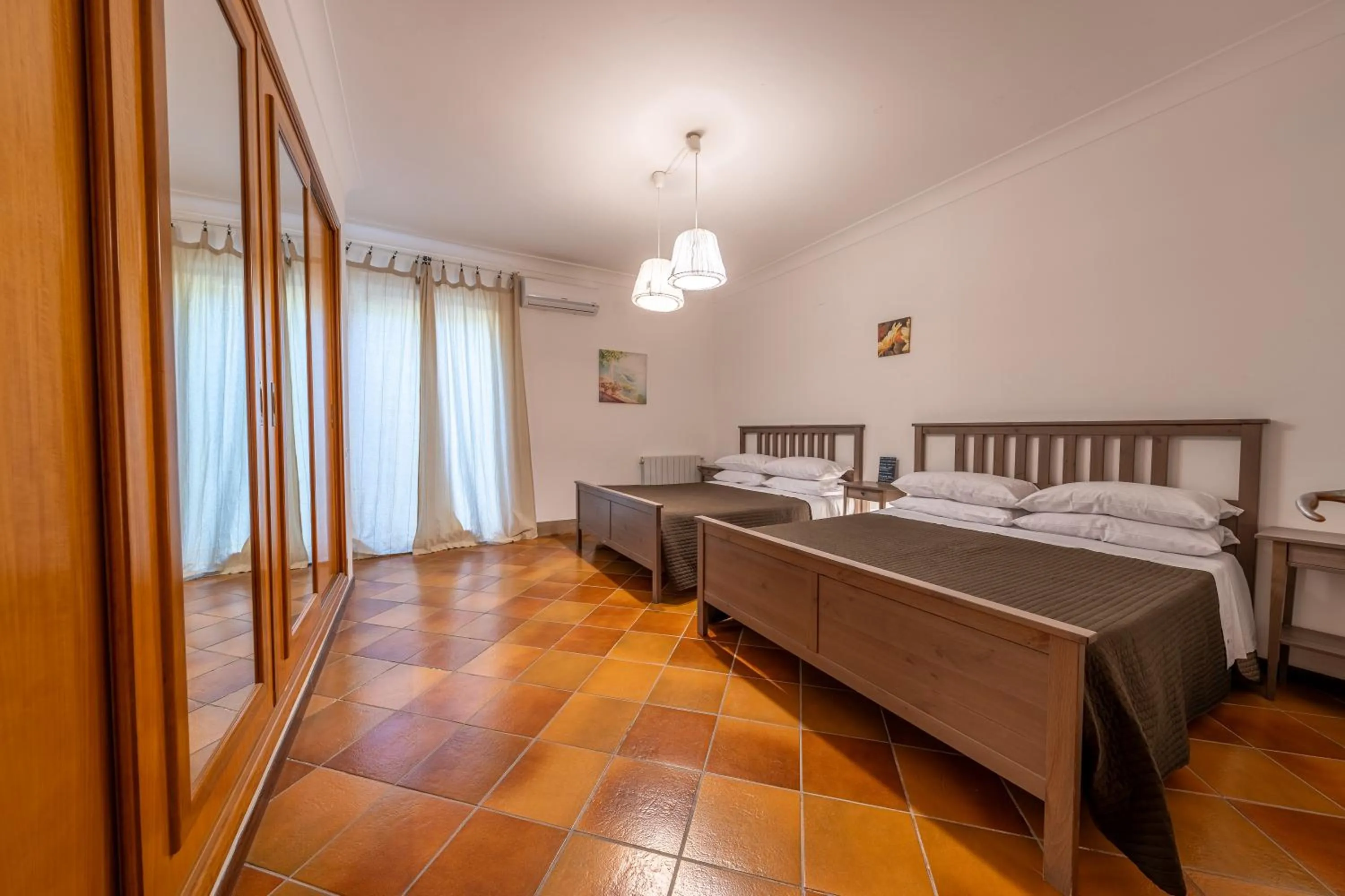 Photo of the whole room, Bed in Villa Carlotta Resort