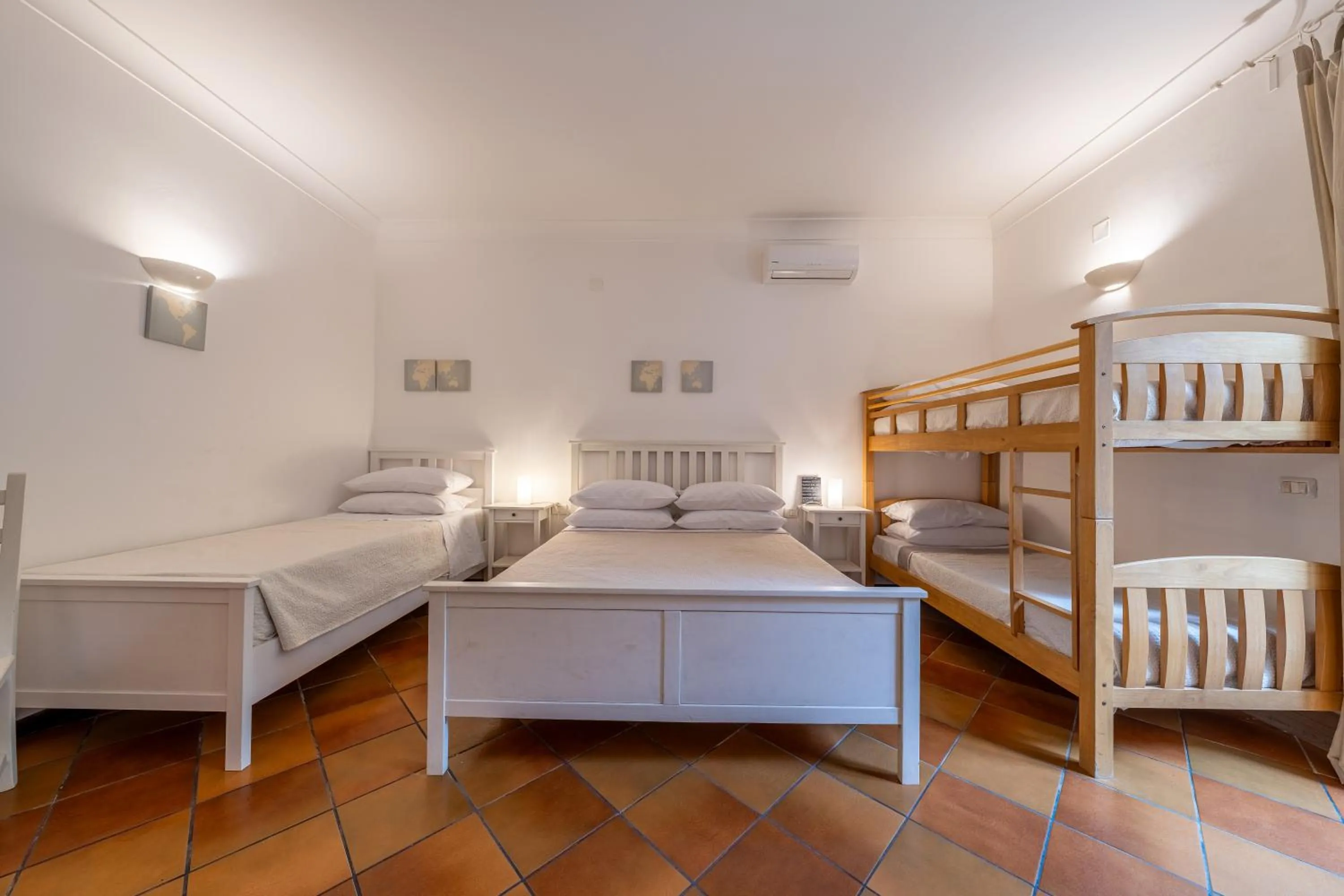 Photo of the whole room, Bed in Villa Carlotta Resort