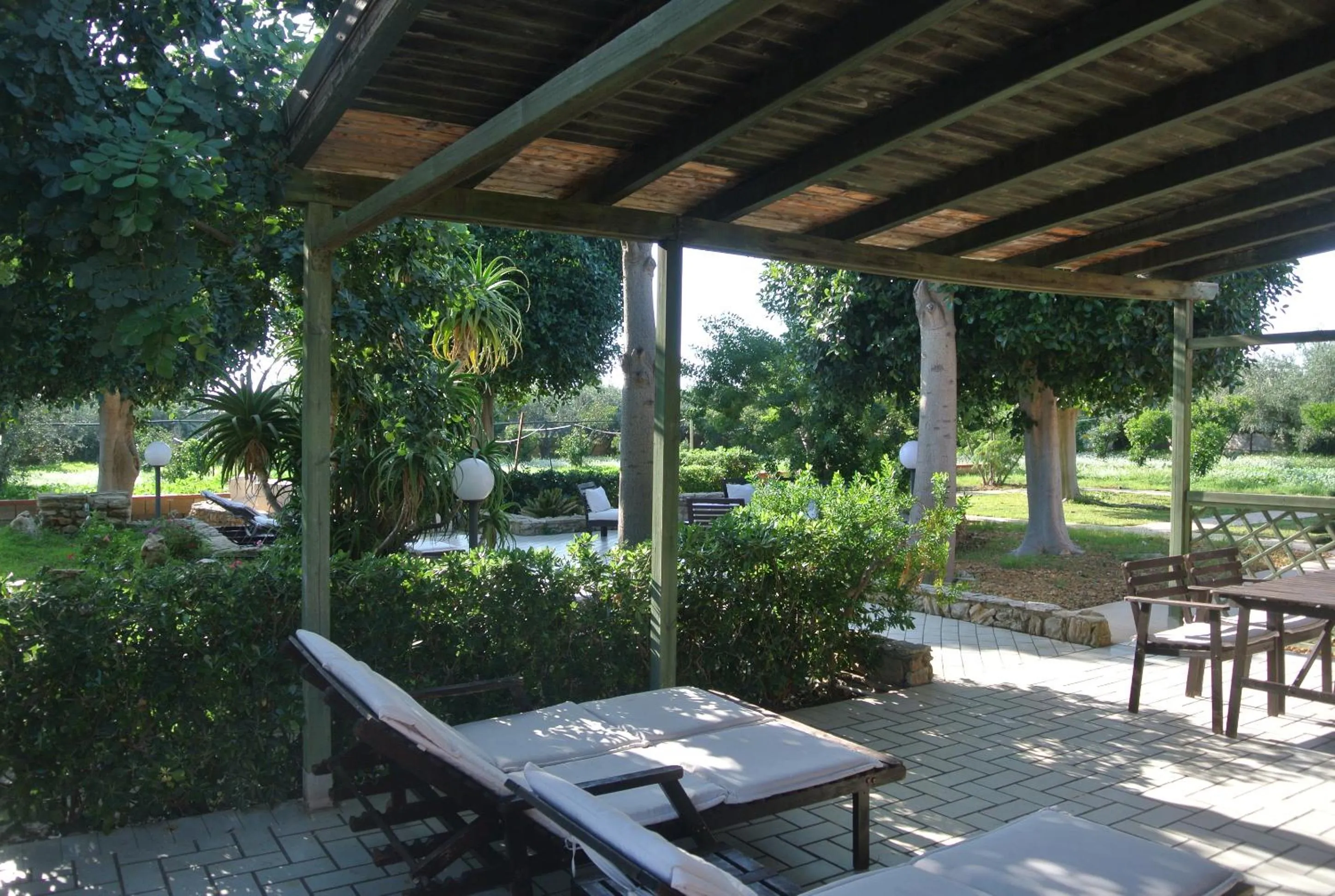 Garden view in Villa Carlotta Resort