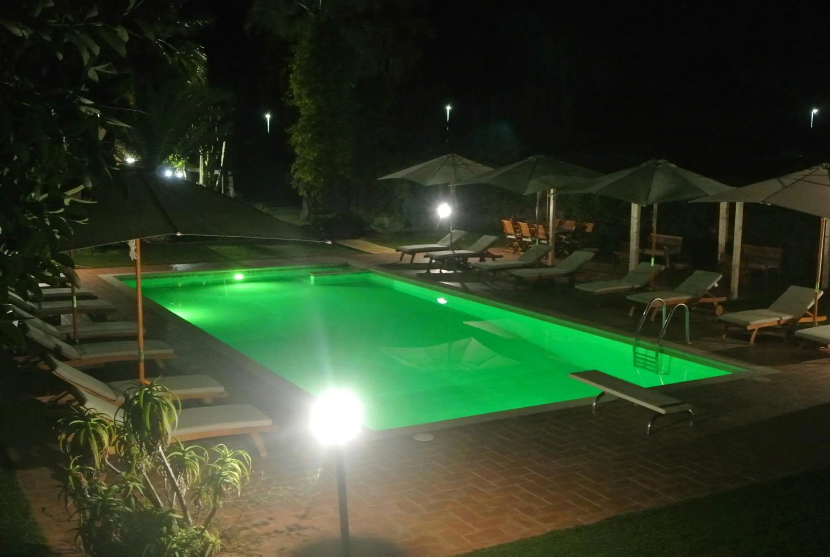Night in Villa Carlotta Resort