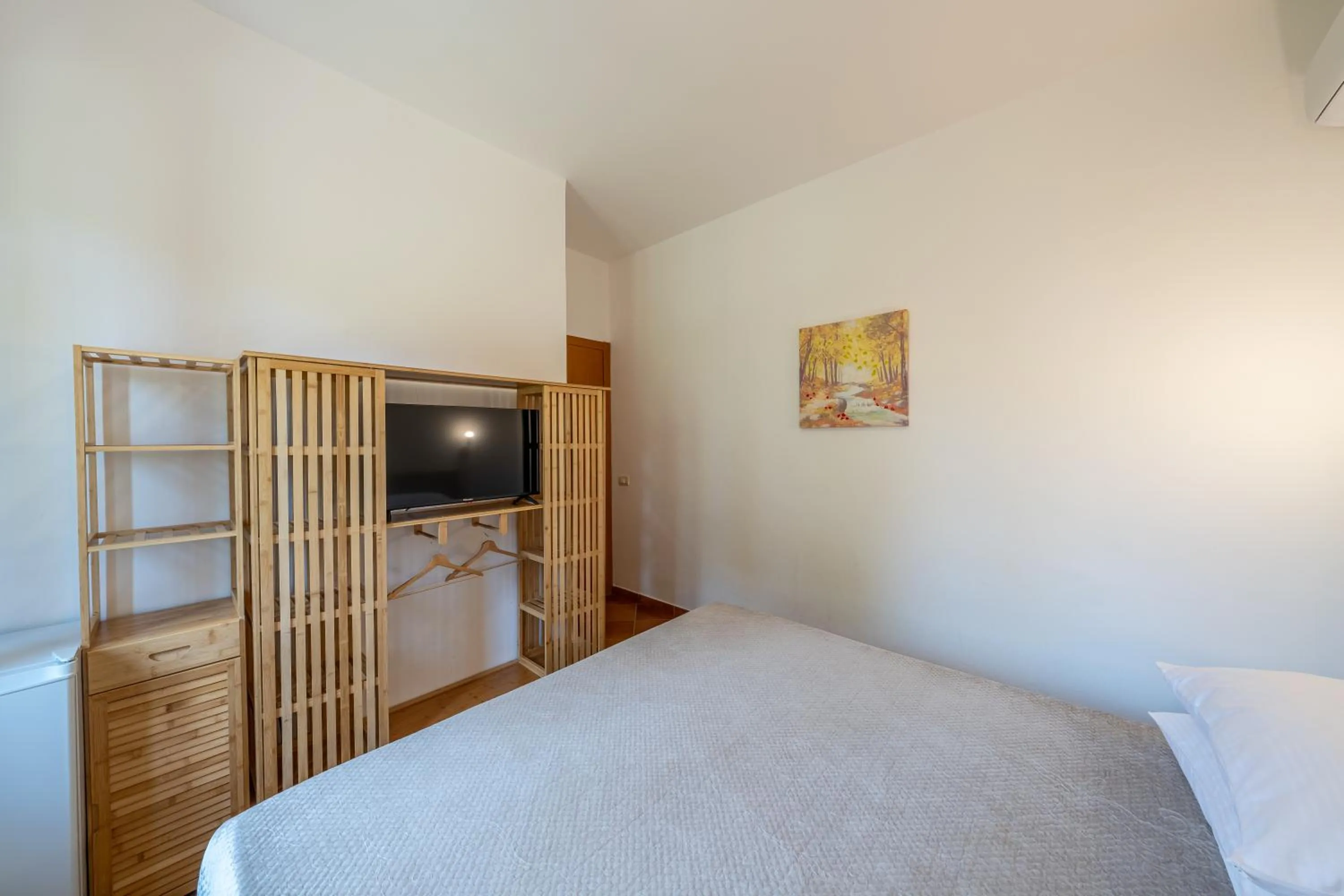 Photo of the whole room, Bed in Villa Carlotta Resort