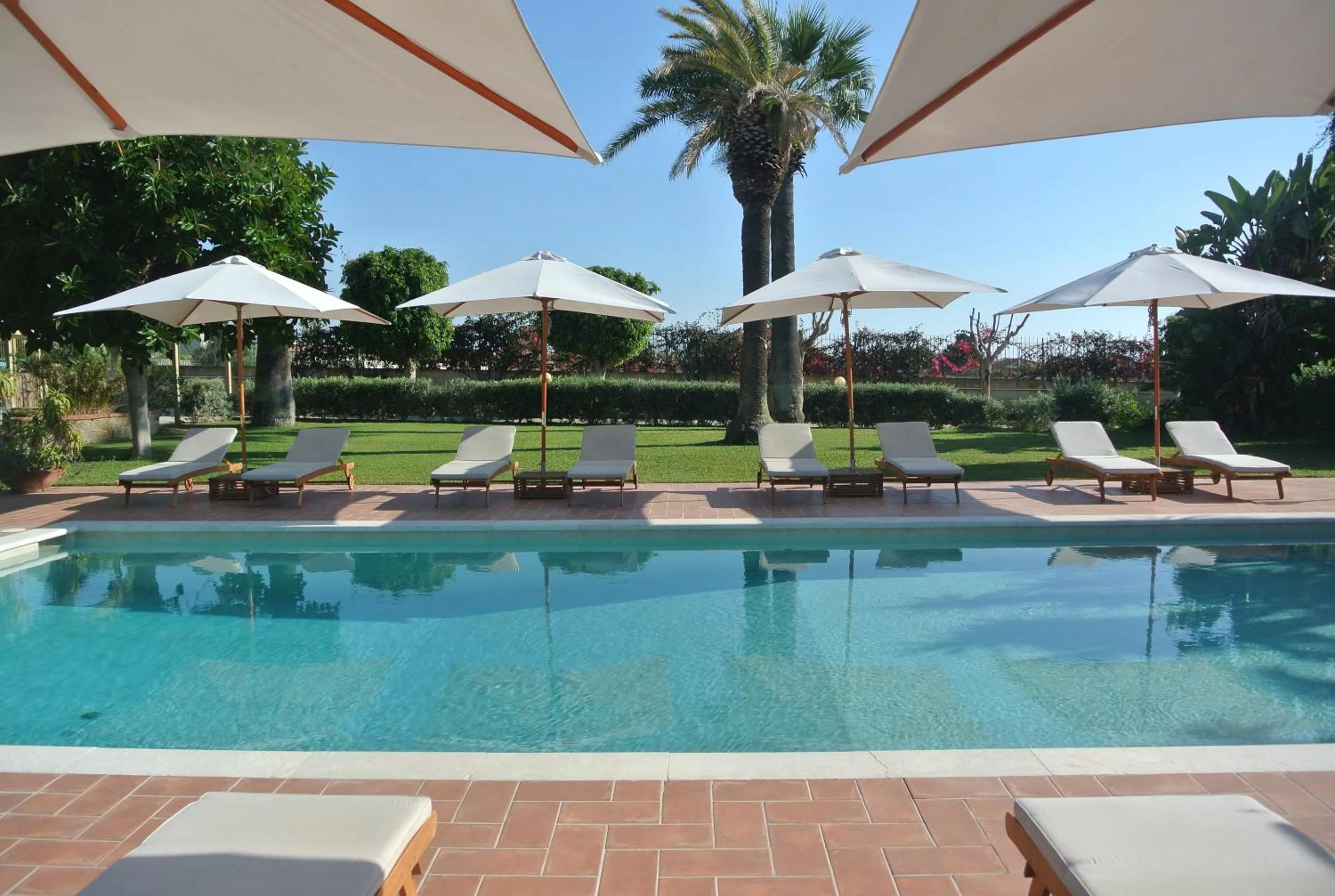 Swimming pool in Villa Carlotta Resort