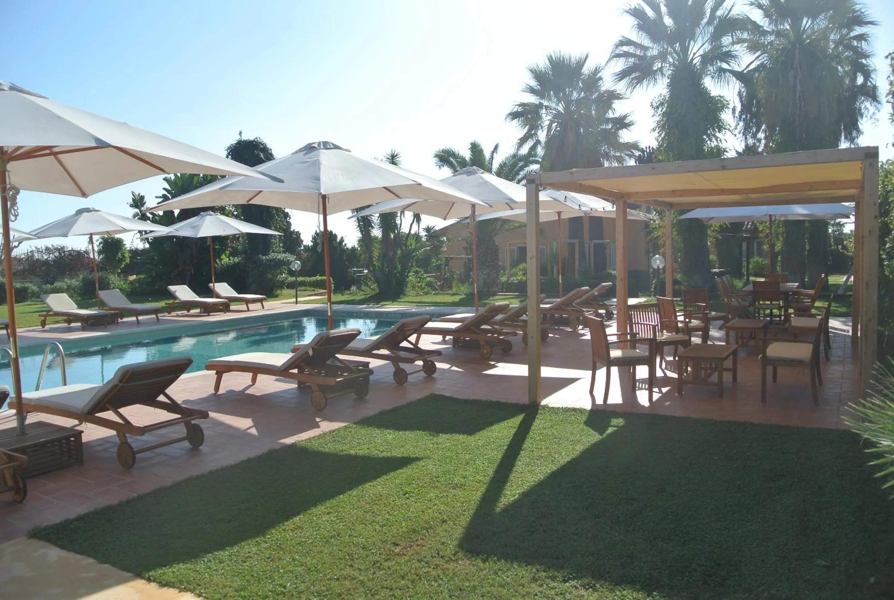 Dining area in Villa Carlotta Resort