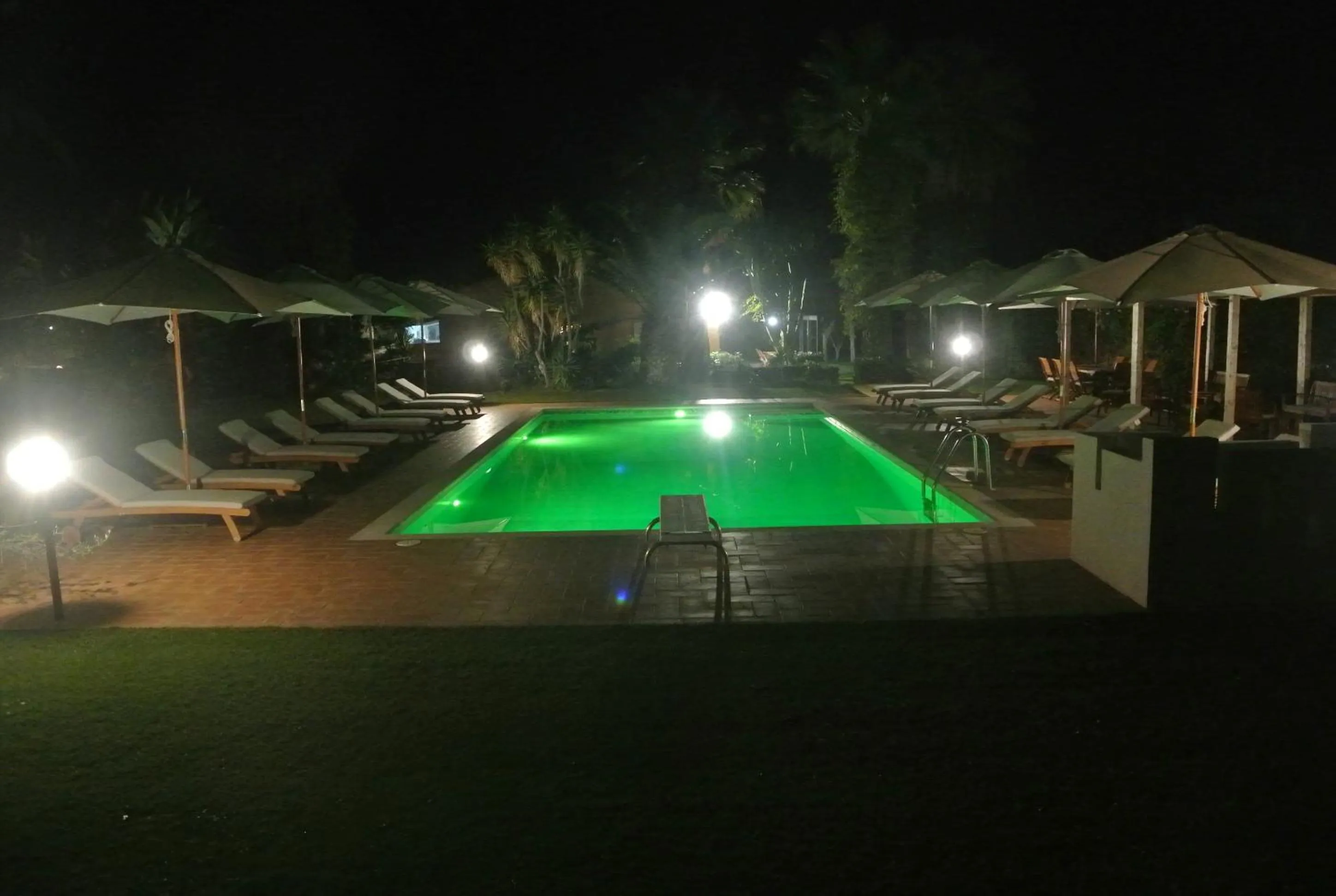 Night in Villa Carlotta Resort