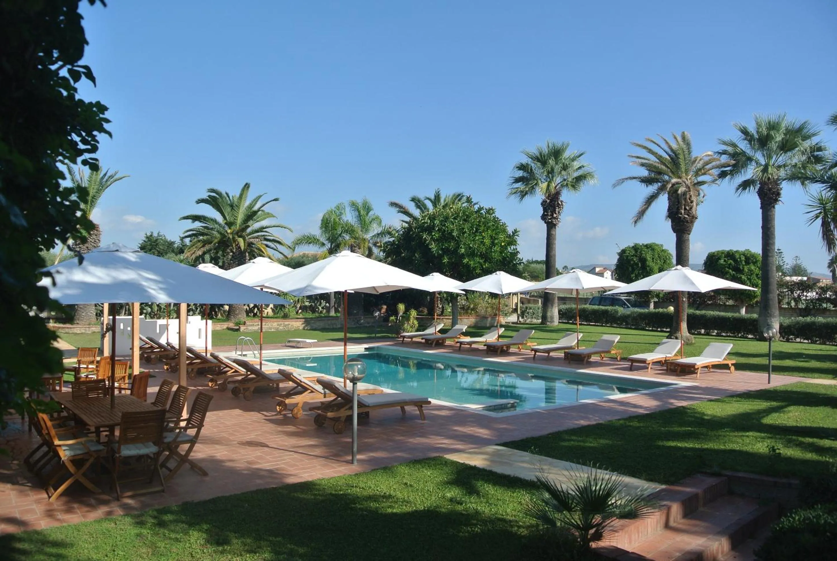 Swimming pool in Villa Carlotta Resort