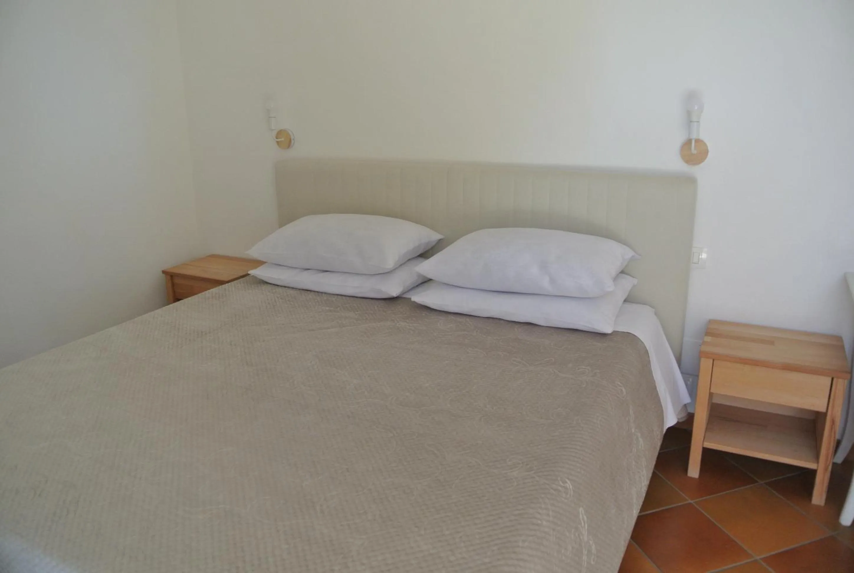 Bedroom, Bed in Villa Carlotta Resort