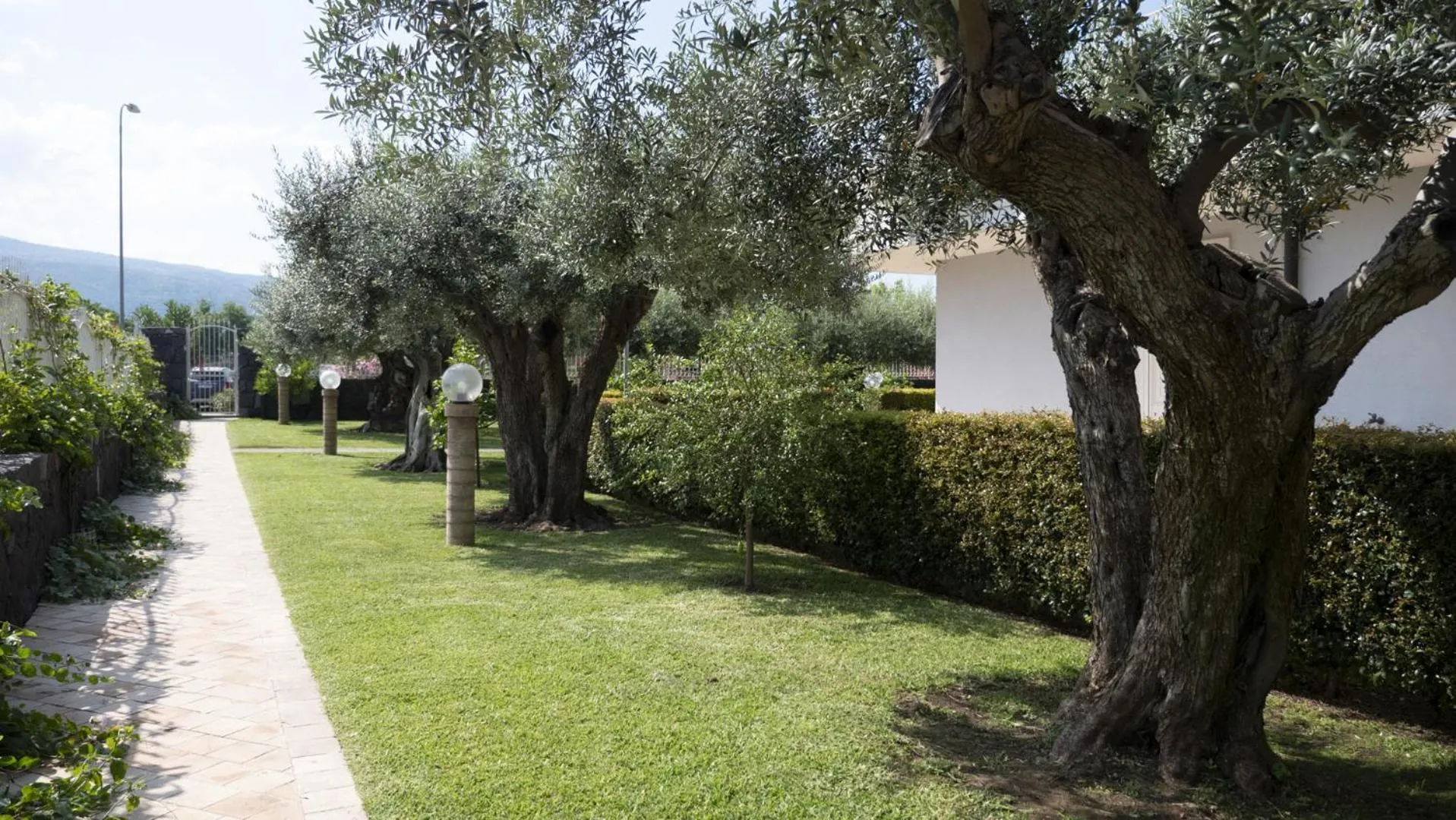 Garden in Villa Galati Resort