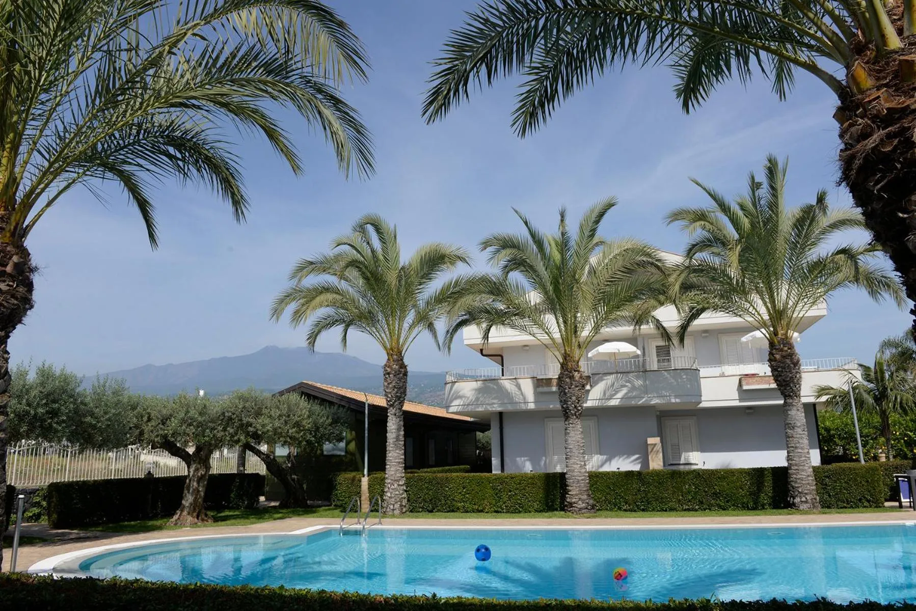 Open Air Bath in Villa Galati Resort