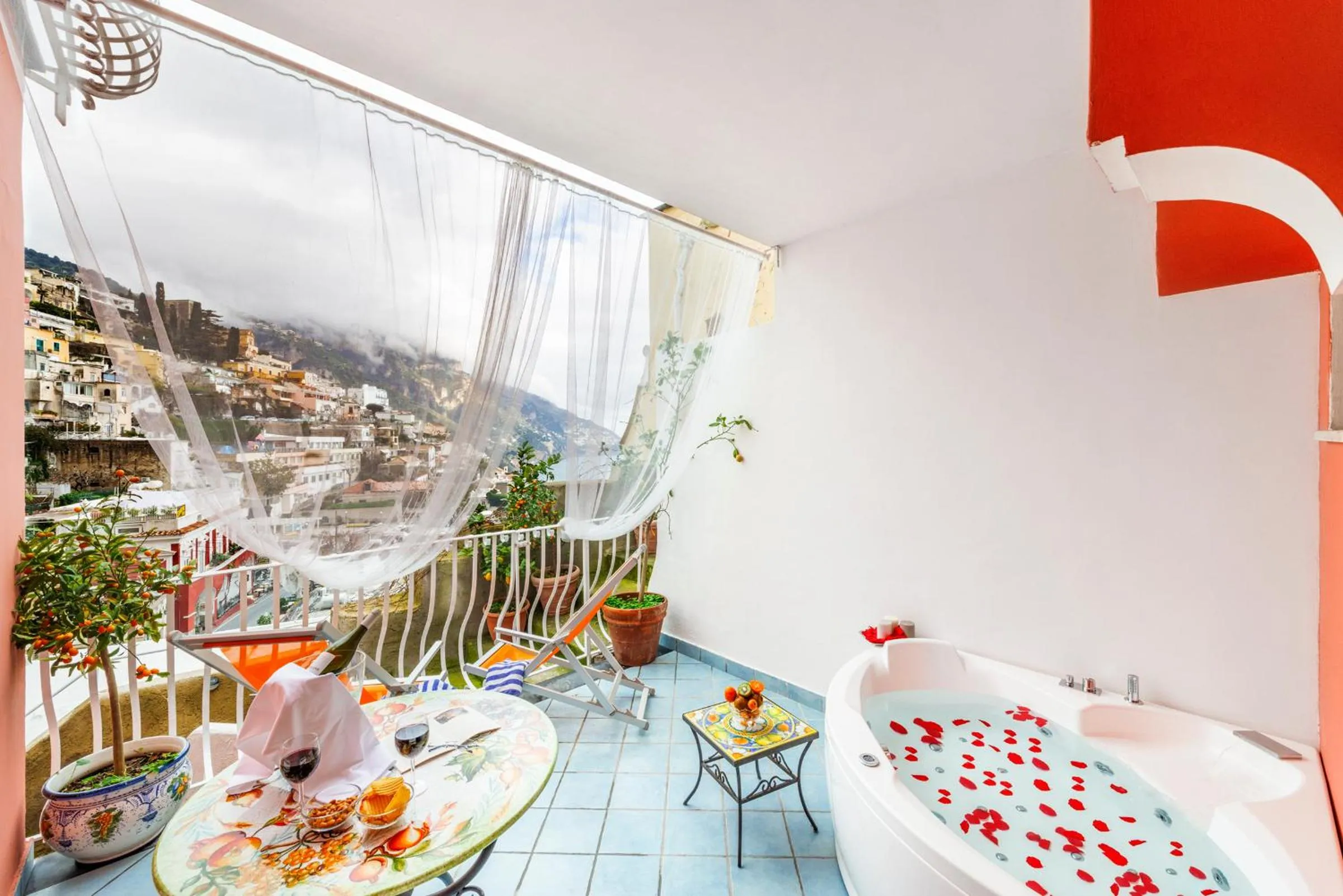 Balcony/Terrace in Florida Residence