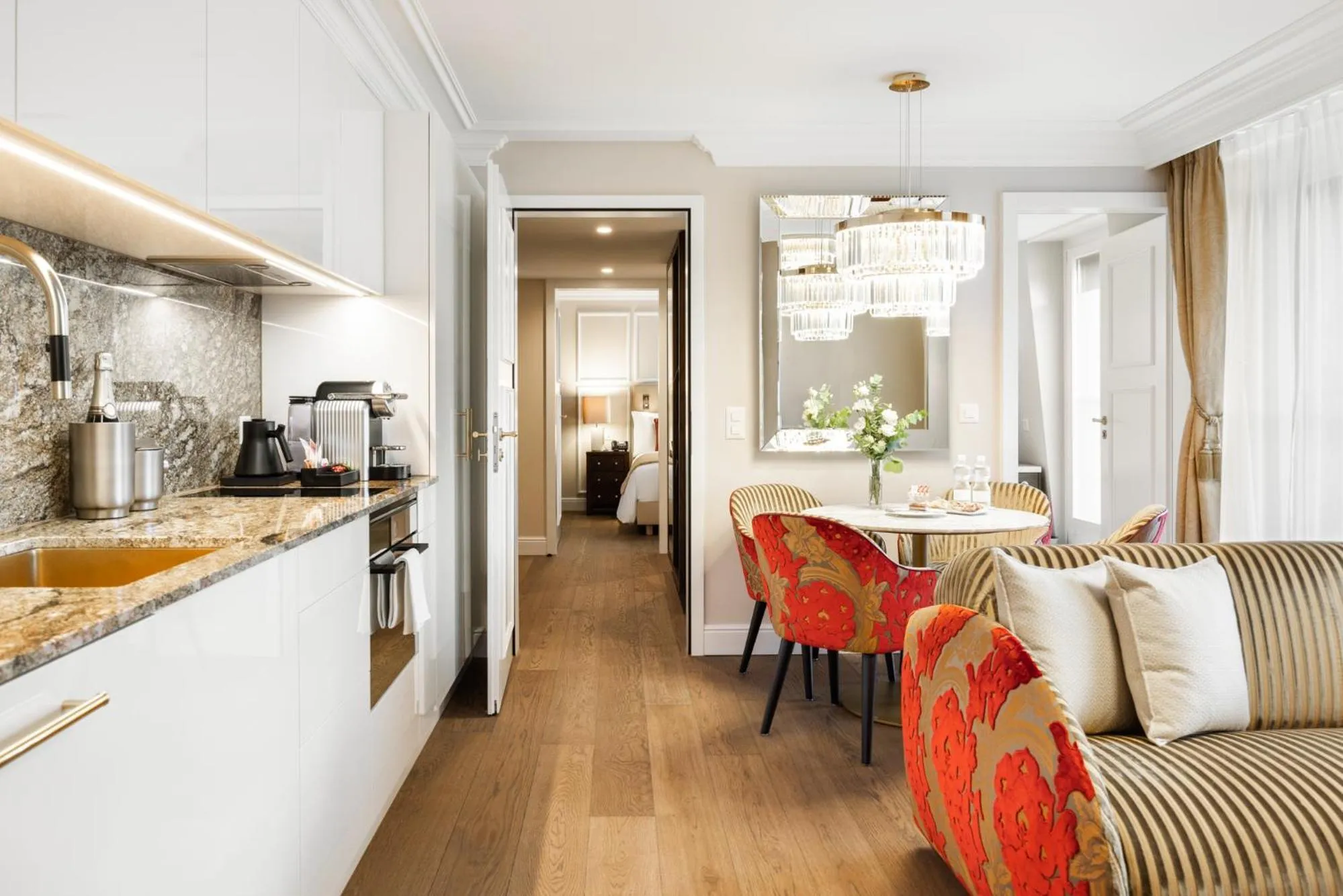 Kitchen or kitchenette in Grand Hotel National Luzern