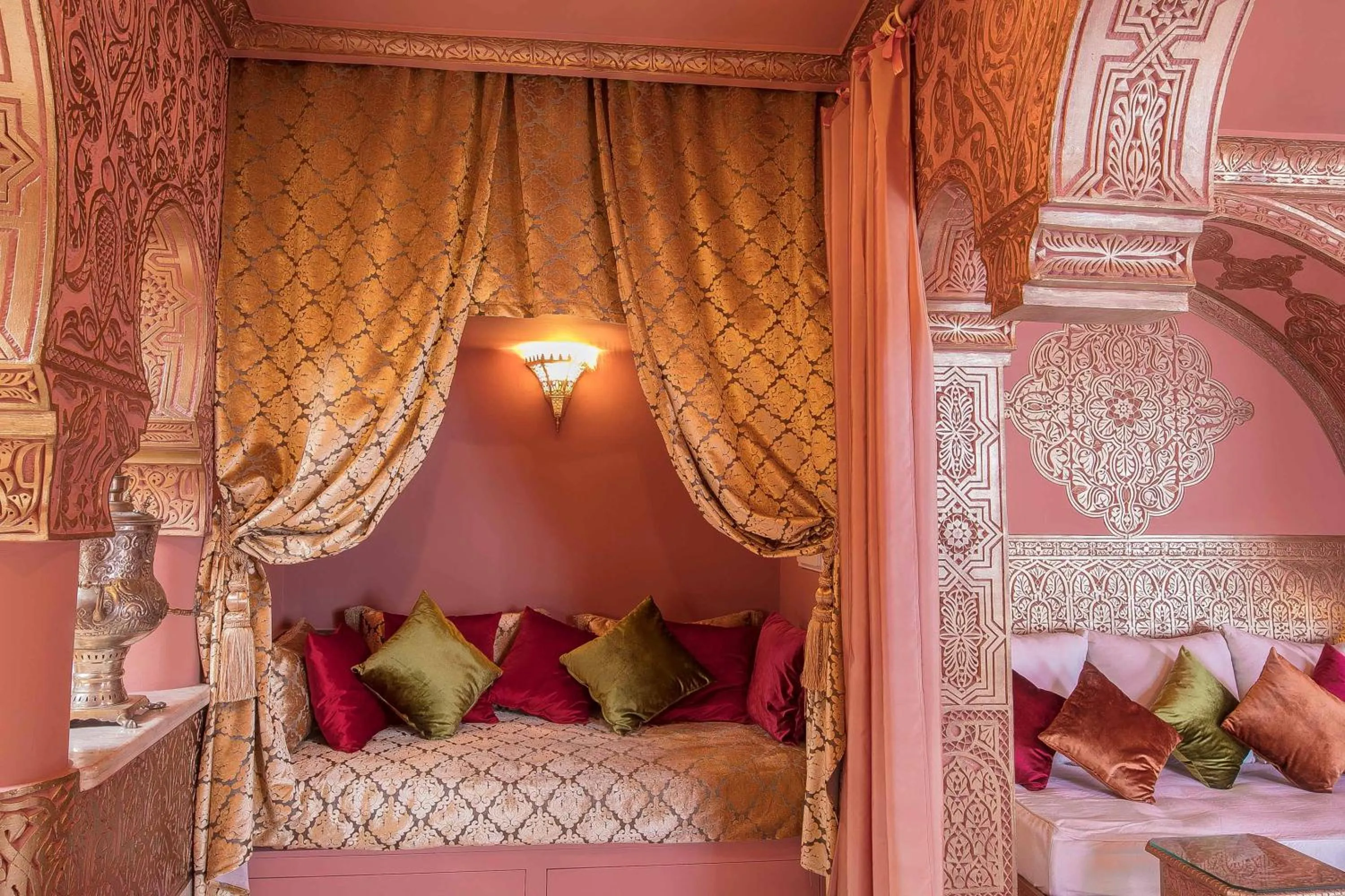 Bed in Riad Dar El Malaika