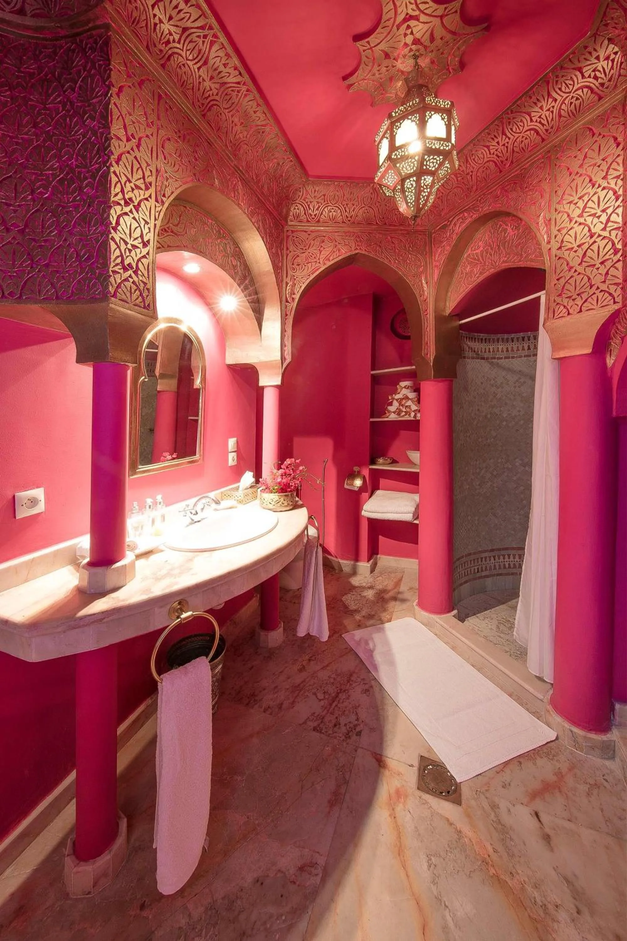 Shower in Riad Dar El Malaika