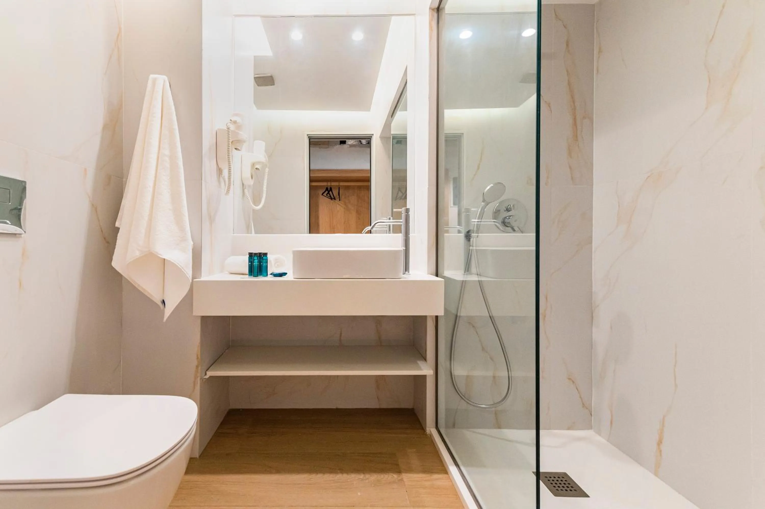 Bathroom in Acandia Hotel